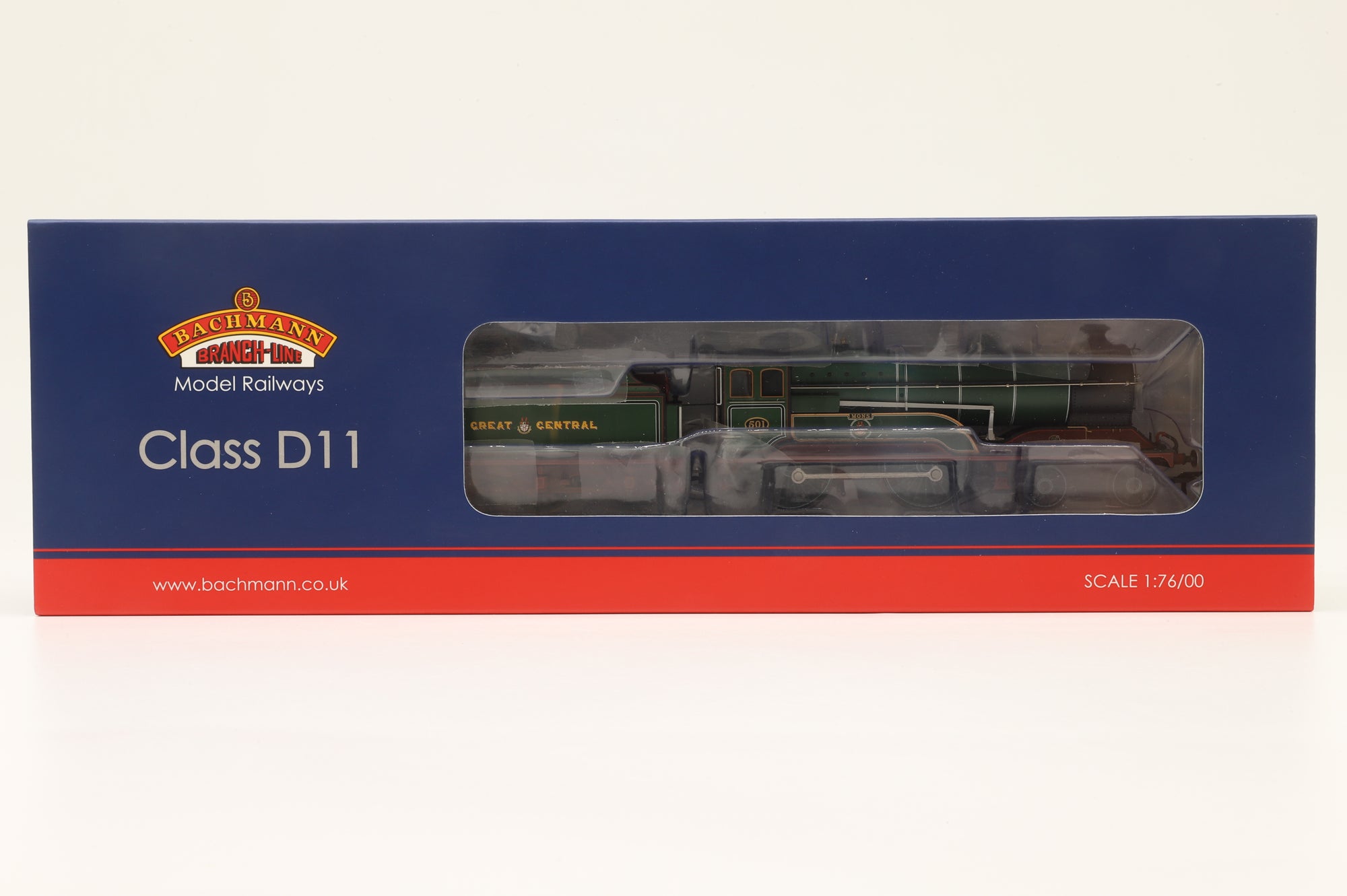 Bachmann OO 31-147 Class D11/1 '501' 'Mons' GCR Green