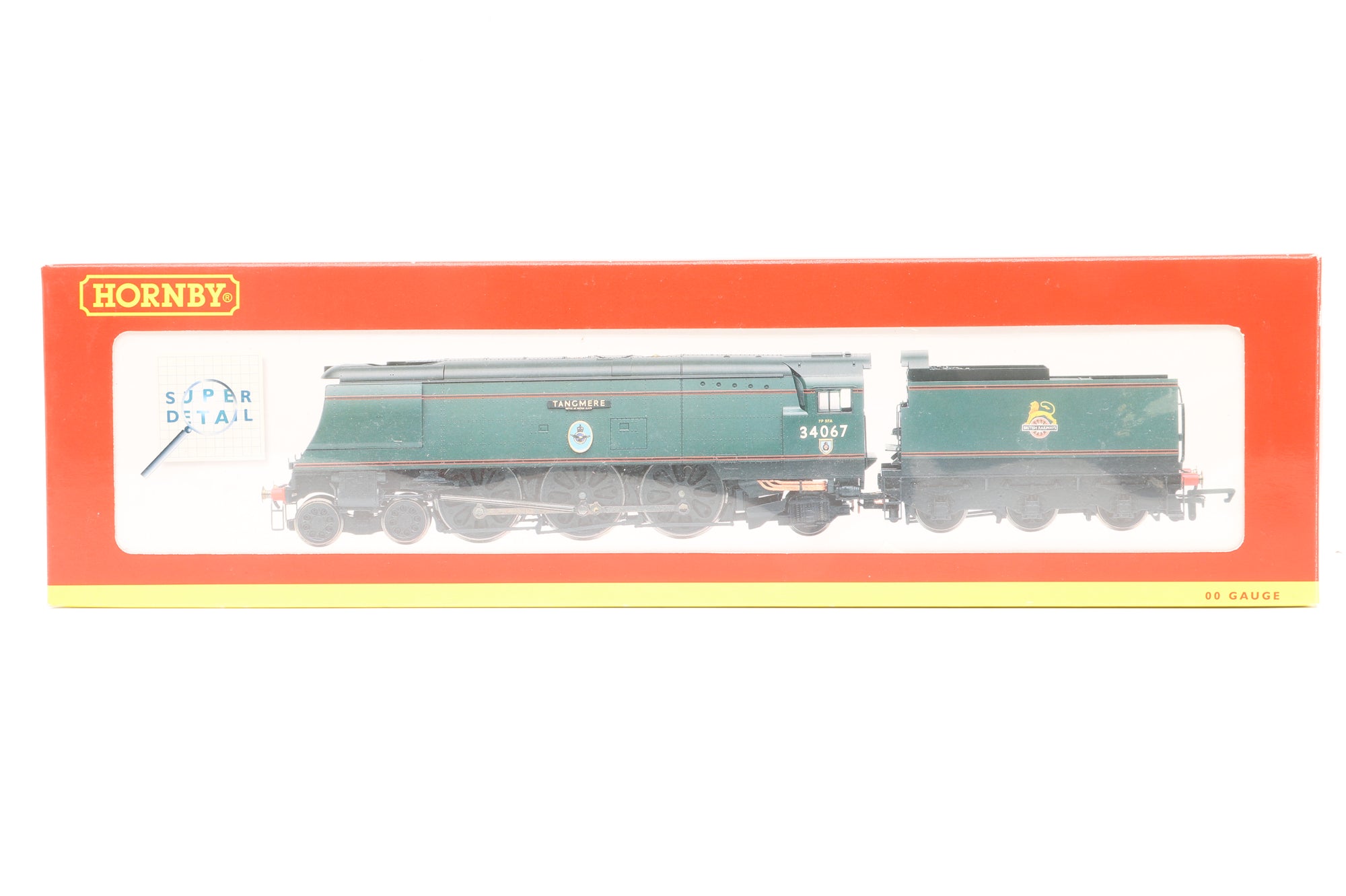 Hornby OO R2221 Battle Of Britain Class '34067' 'Tangmere' BR Lined Green E/C