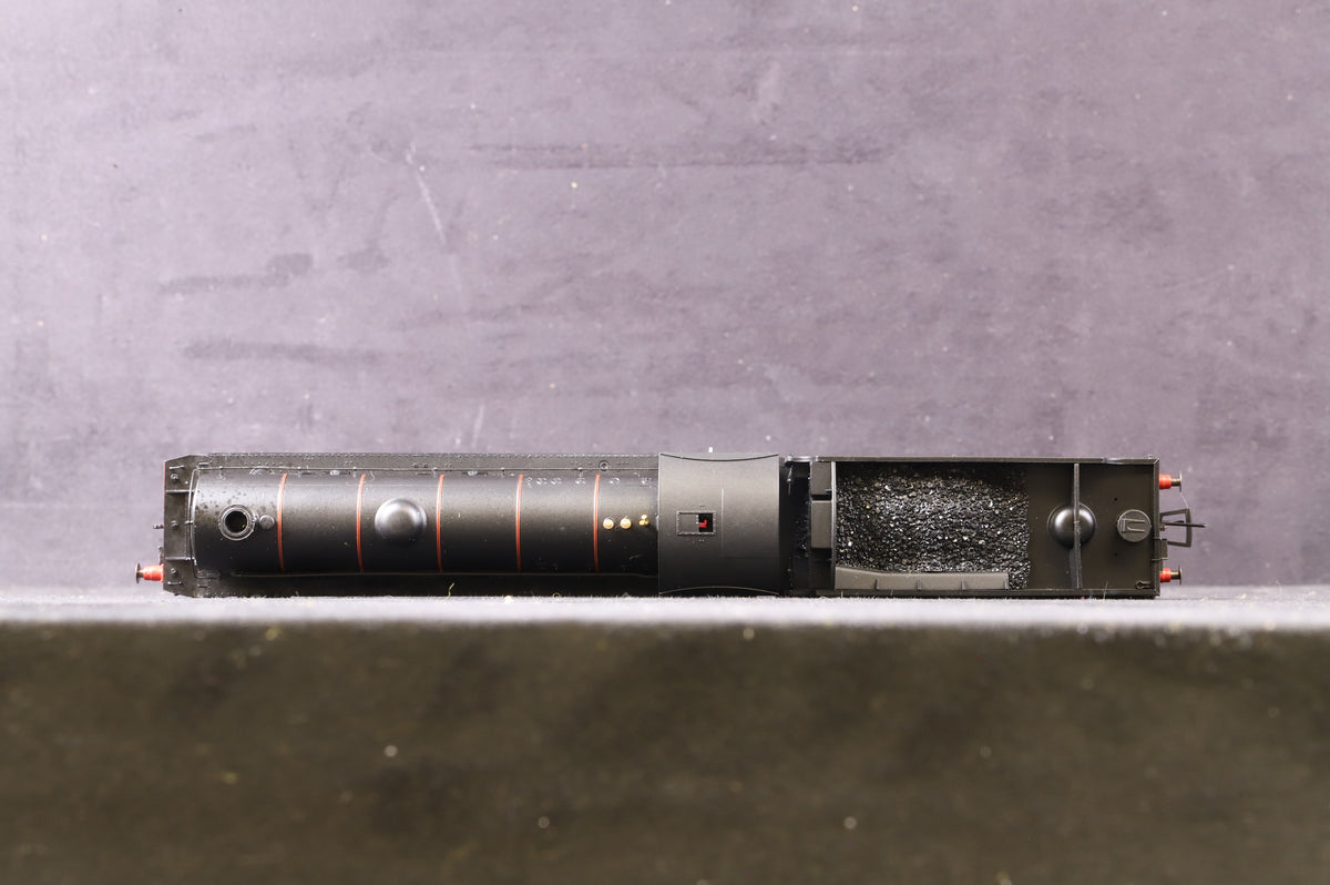 Hornby OO R3451 Class B1 &#39;61032&#39; &#39;Stembok&#39; BR Lined Black E/C