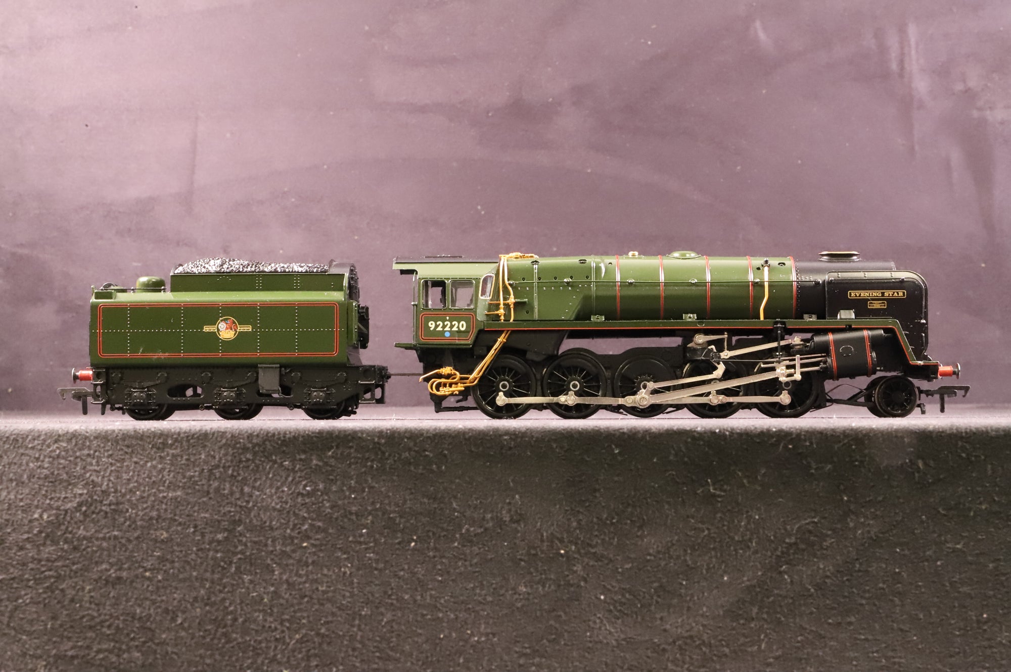 Bachmann OO 32-850NRM BR Standard Class 9F '92220' 'Evening Star' BR Green L/C Excl. NRM