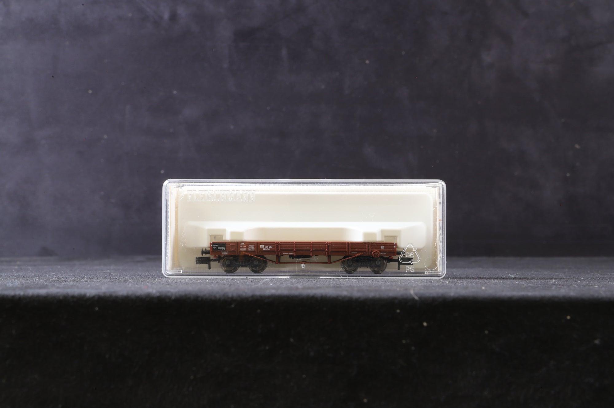 Fleischmann N 8262 Rake of 8 DB Low Sided Wagons