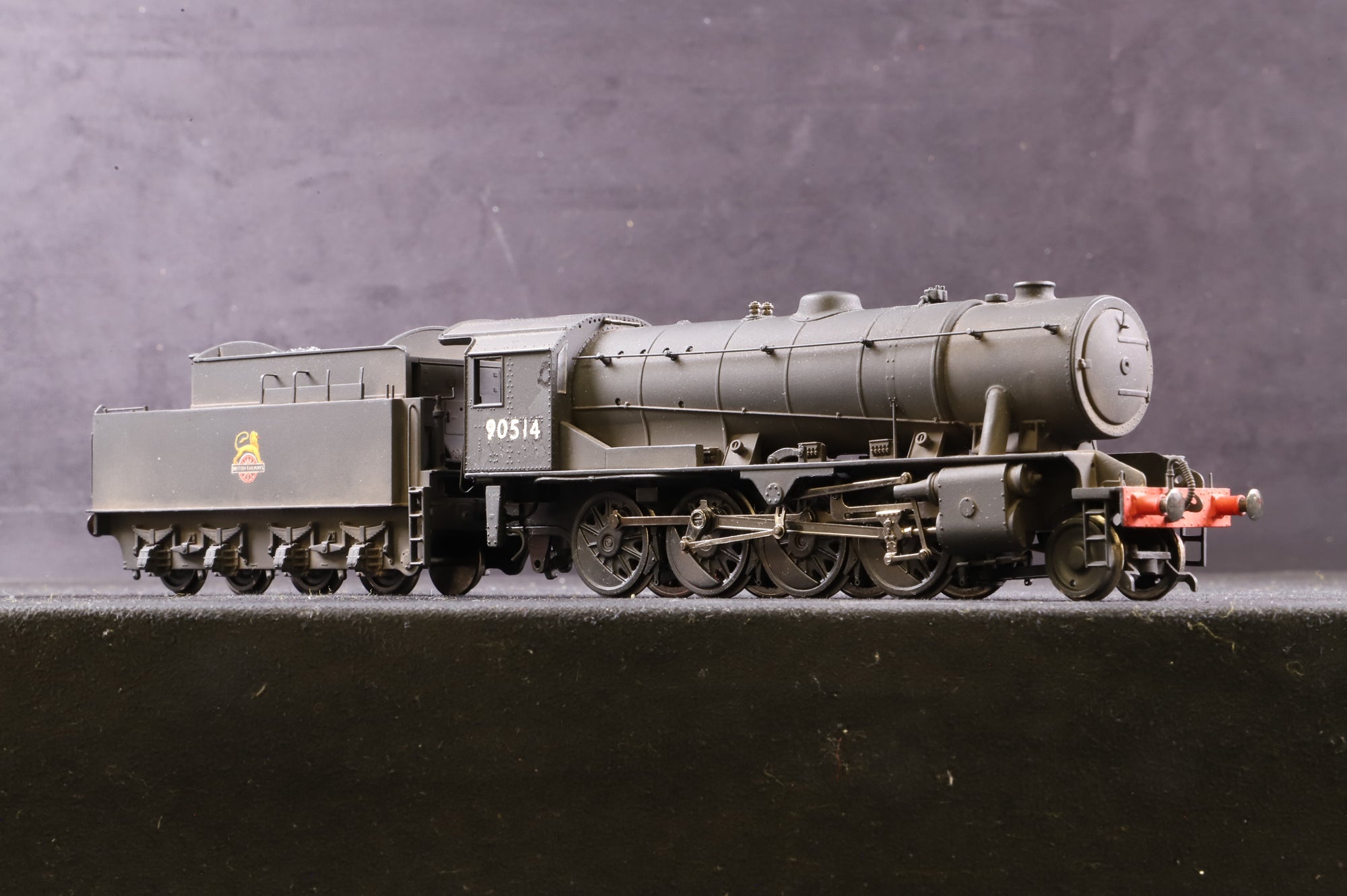 Bachmann WORKSHOP OO 32-255 07/WD 2-8-0 Austerity Renumbered '90514' Weathered