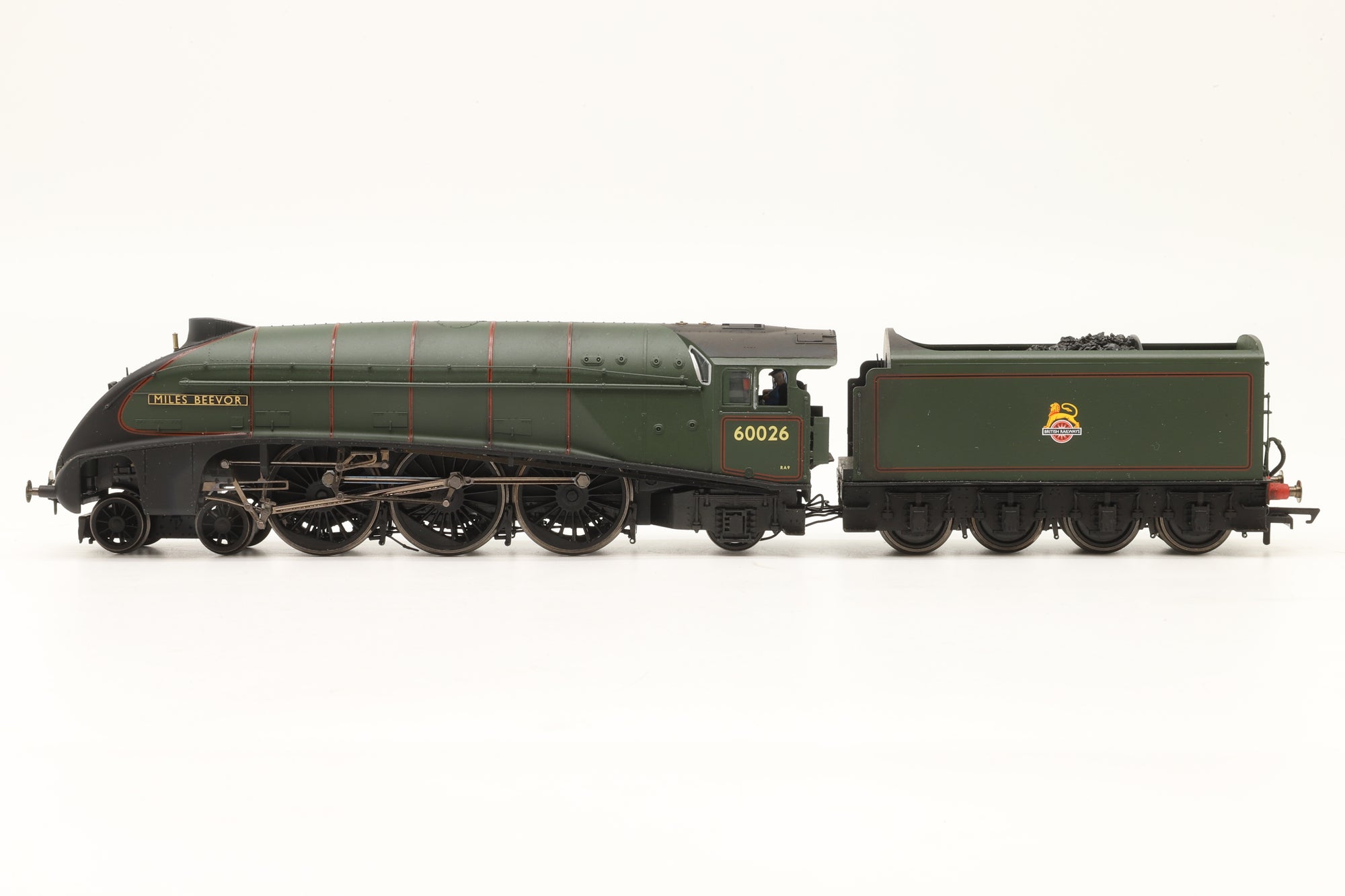 Hornby OO R3522 Class A4 '60026' 'Mile Beevor' BR Lined Green E/C Weathered DCC Sound