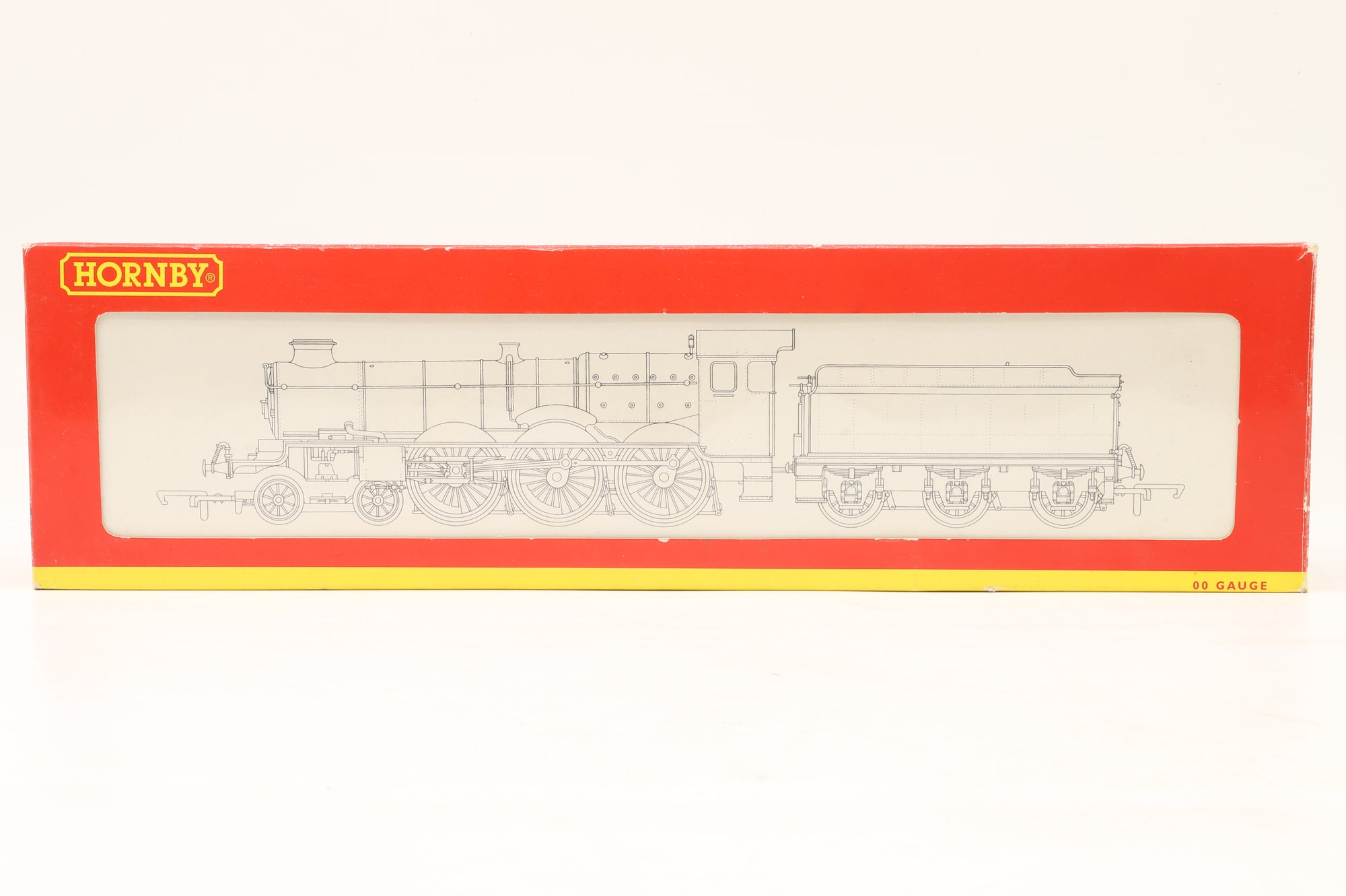 Hornby OO R2424 Castle Class '5074' 'Hampden Castle' BR Lined Green L/C