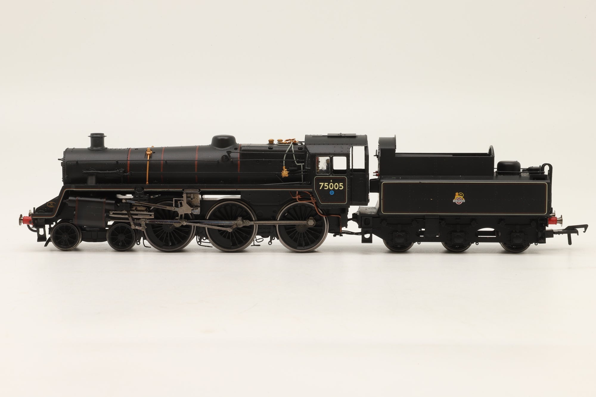 WORKSHOP Hornby OO R2714 Standard Class 4MT '75005' BR Lined Black E/C DCC Fitted