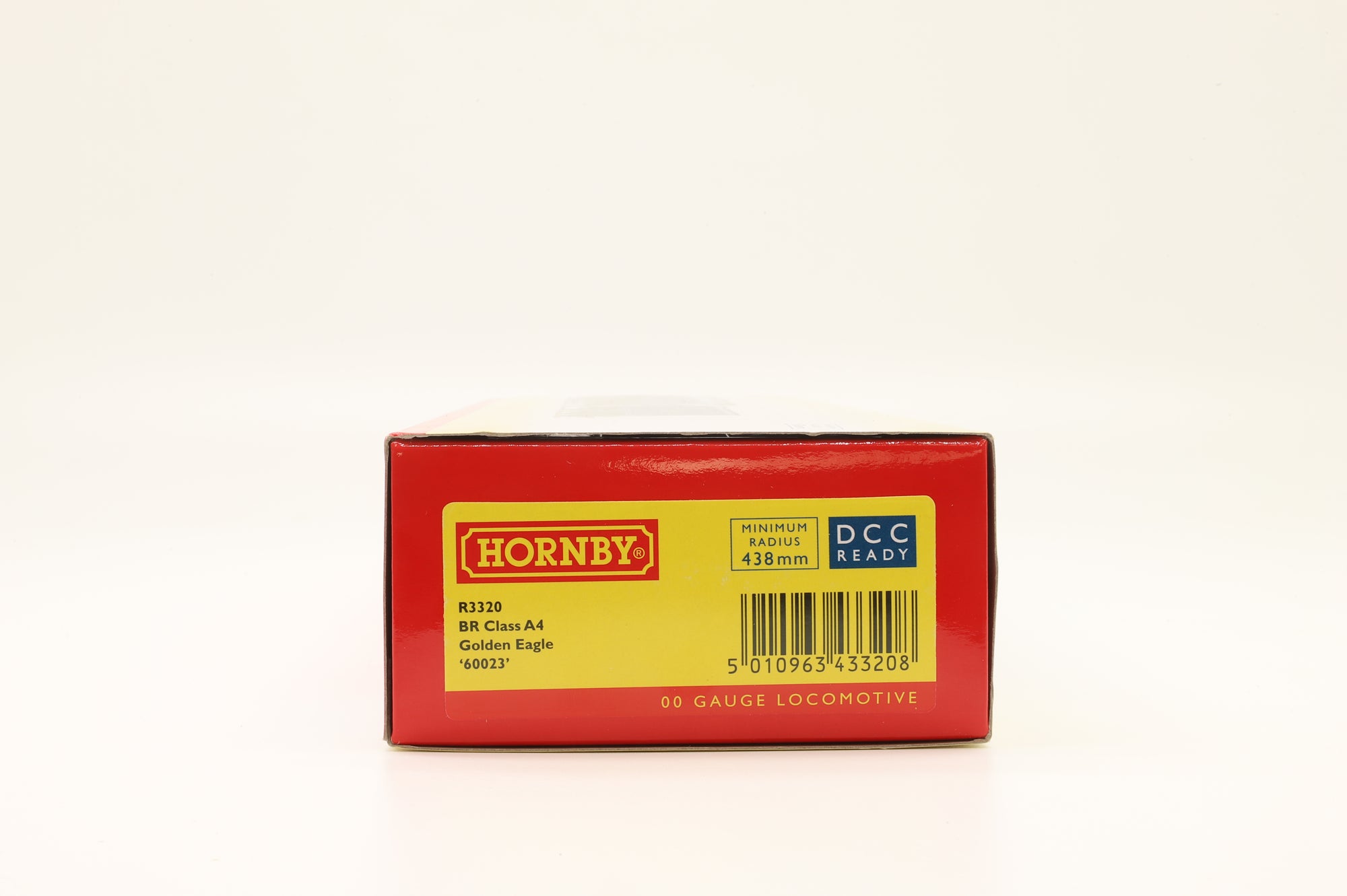 Hornby OO R3320 Class A4 '60023' 'Golden Eagle' BR Blue