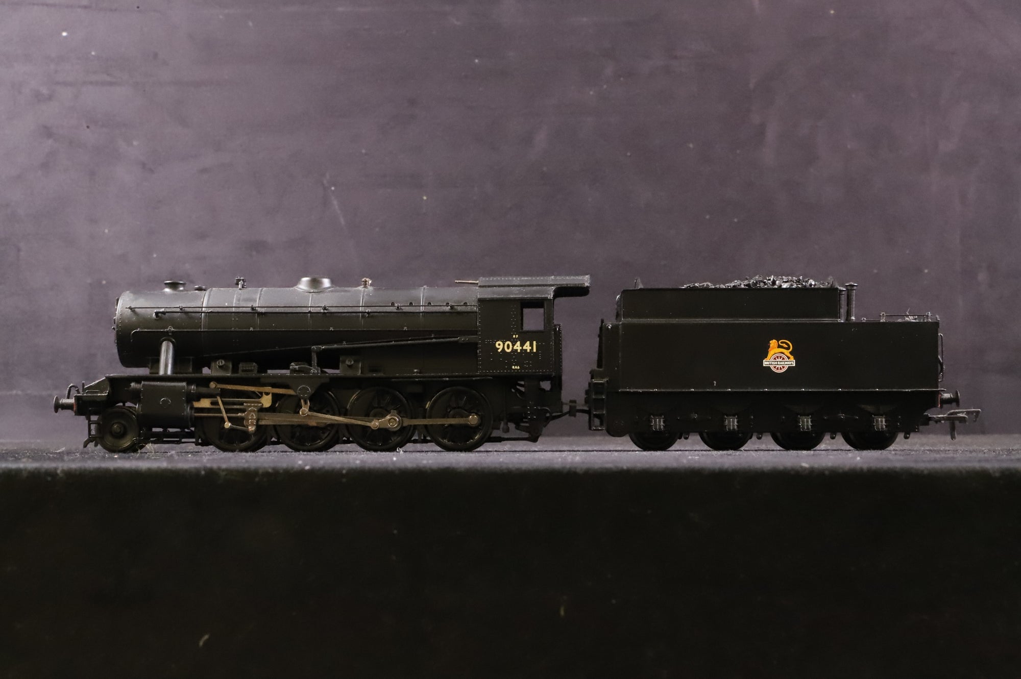 Bachmann OO 32-261 WD Austerity Class '90441' BR Black E/C DCC Fitted