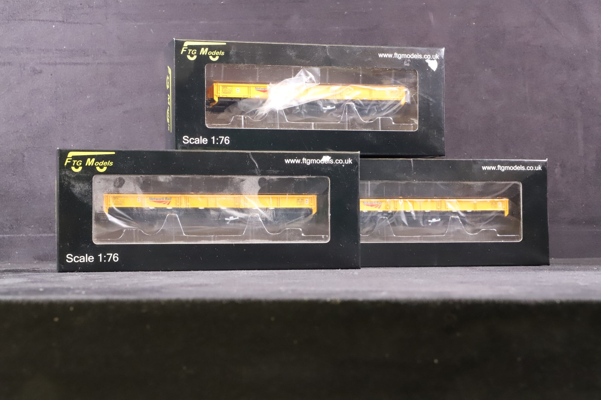 FTG Models OO Rake Of 3 SPA Wagons Network Rail