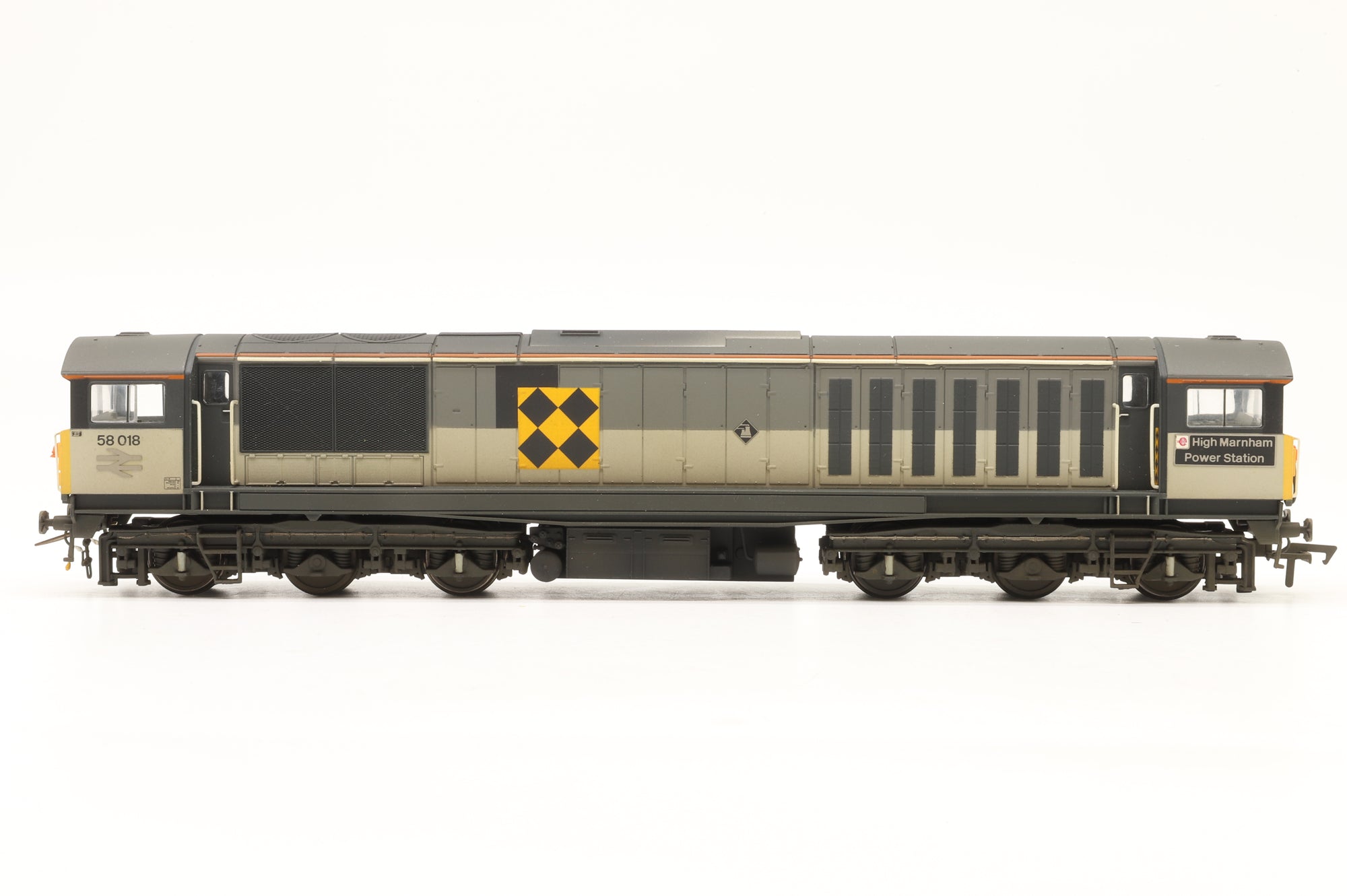 Heljan OO 5800 Class 58 Diesel '58018' "Mainline" Ex-Railfreight Triple Grey Renumbered & Weathered DCC Fitted