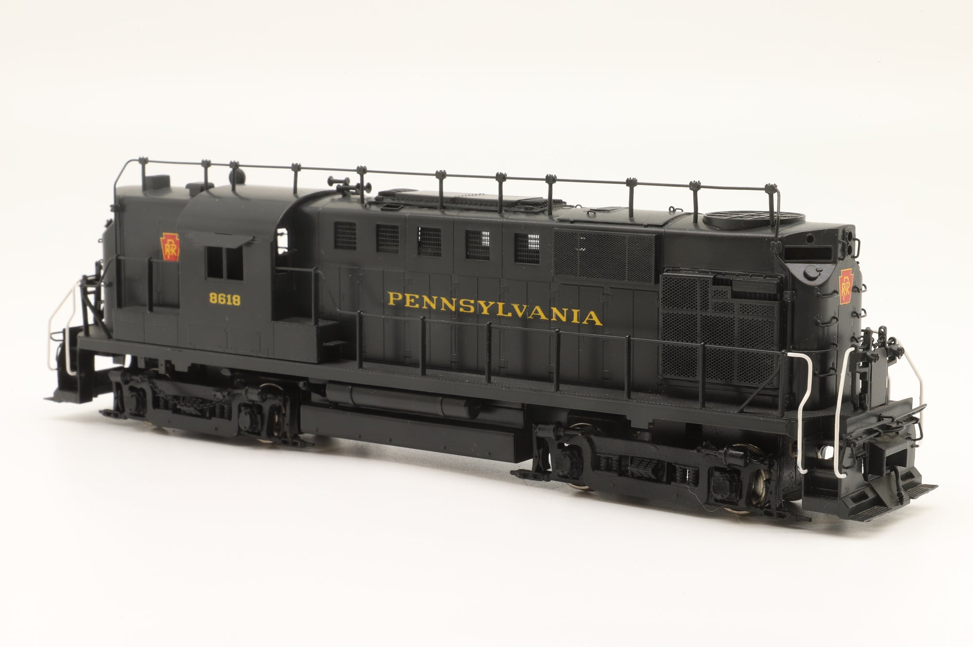 Key Imports/Samhongsa HO Brass Alco RS-11 (DL-701) w/ High Hood #8618 in PRR Black