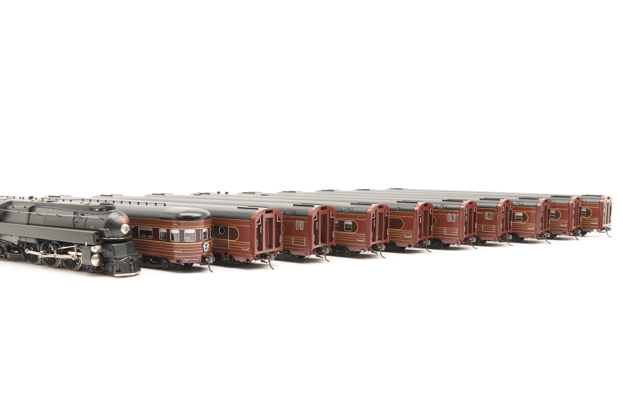 Challenger Imports/Samhongsa HO Brass The South Wind 10-Car Train Incl. K-4 Streamlined, Factory Painted