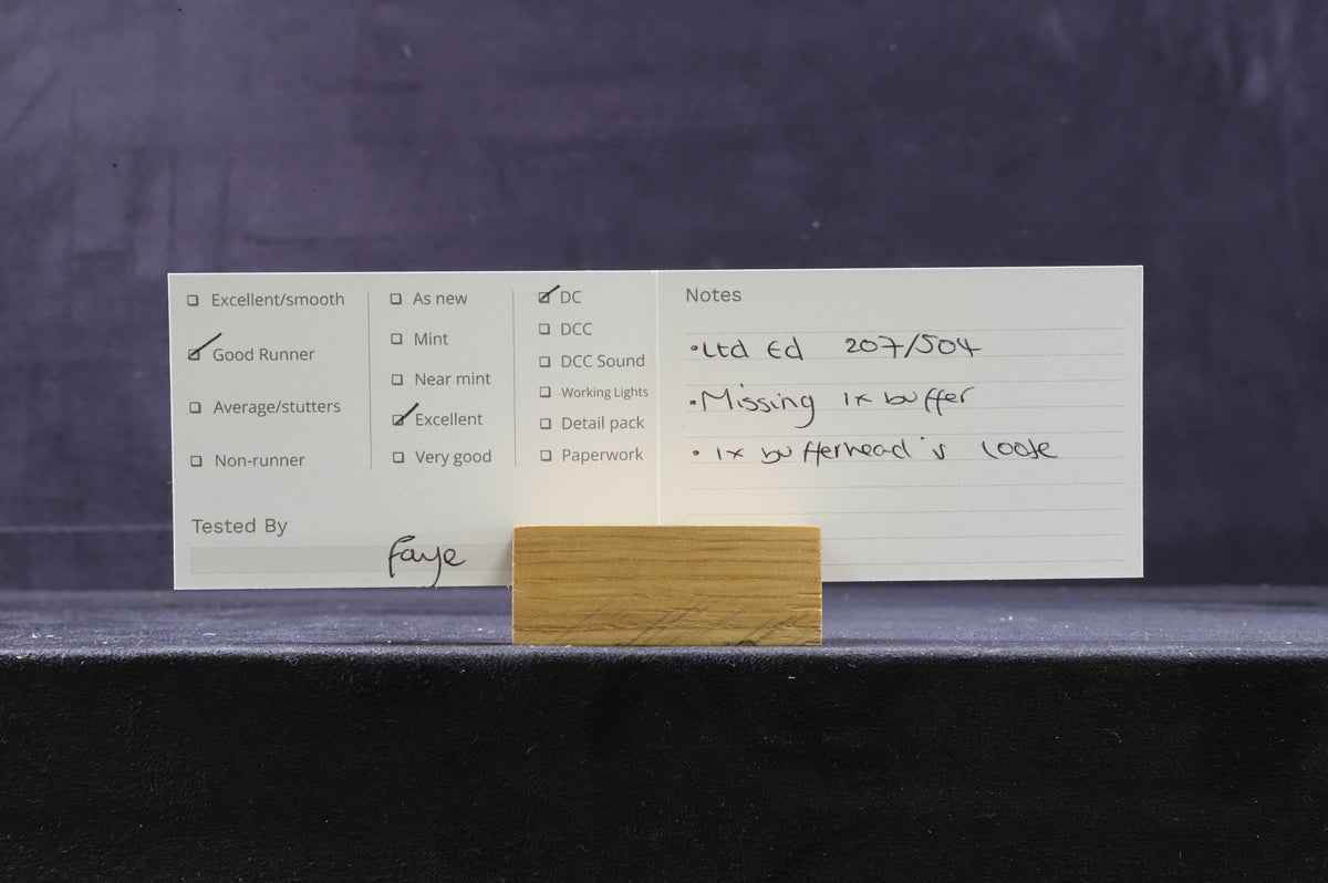 Bachmann OO 32-525Y Class 55 Deltic D9021 &#39;Argyll &amp; Sutherland&#39; in BR Green - Weathered