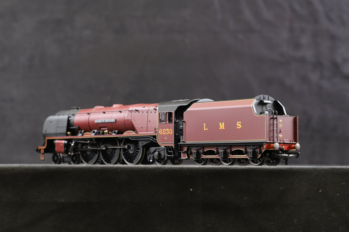 Hornby OO R2230 LMS 4-6-2 Duchess Class &#39;Duchess Of Buccleuch&#39; LMS Lined red