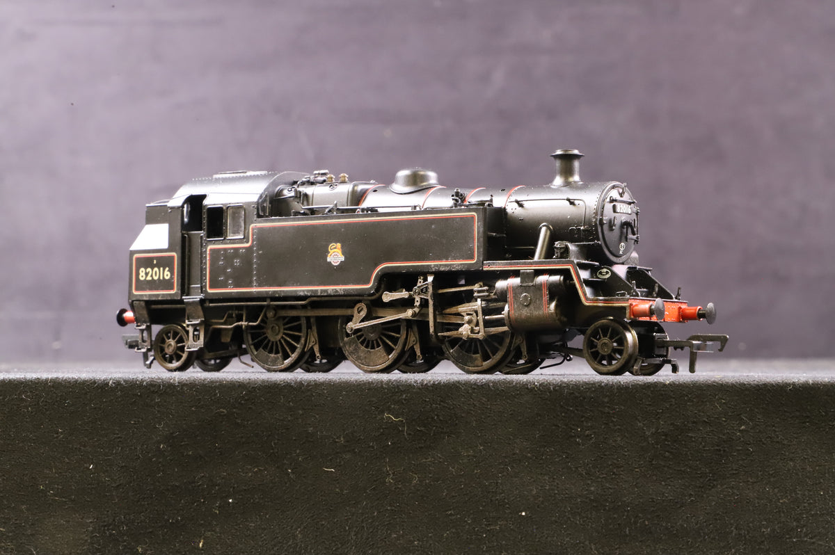 Bachmann OO 31-977 Standard 3MT 82016 in Lined BR Black w/ Early Crests - Weathered