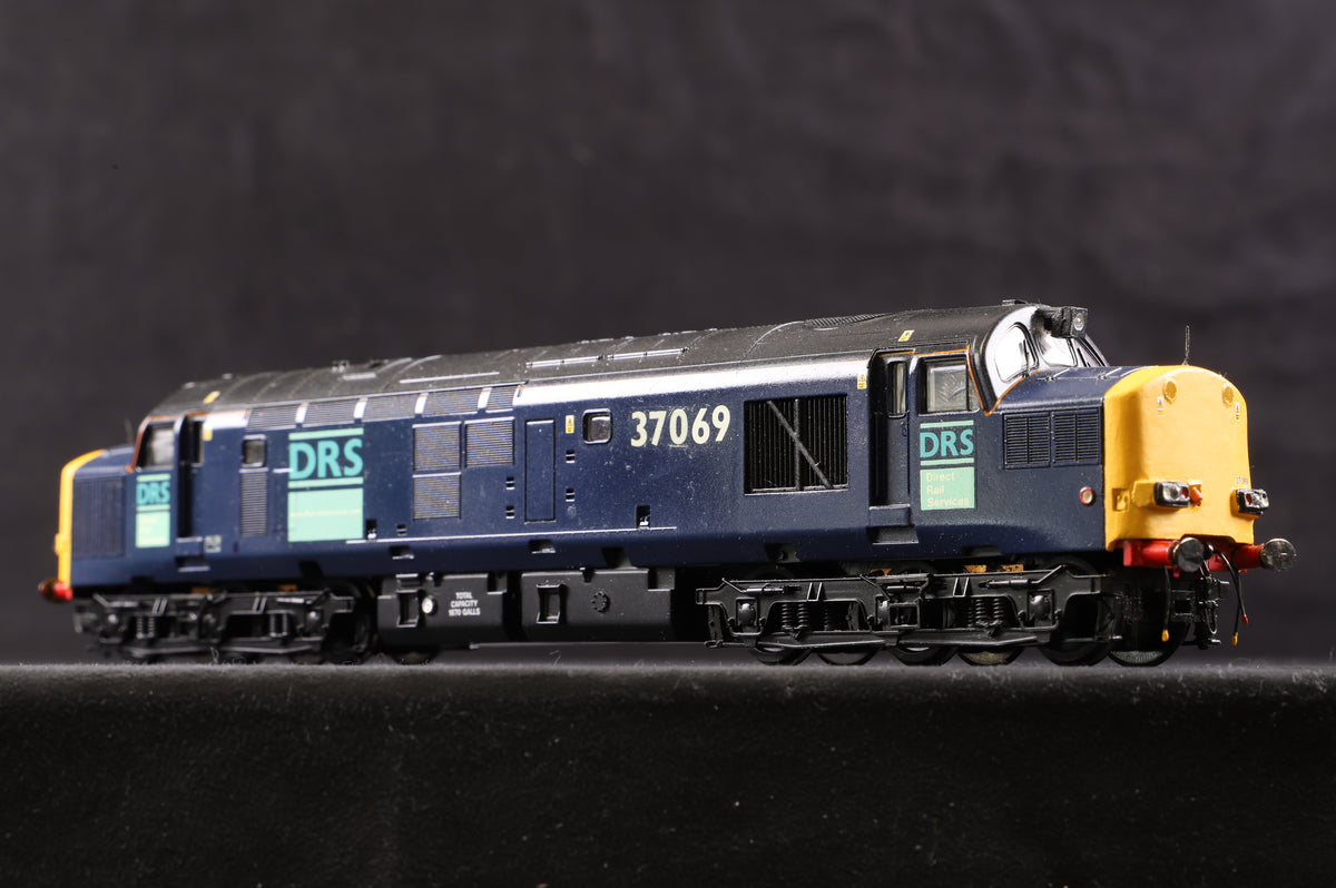 Bachmann OO Class 37 DRS &#39;37069&#39;, Re-painted/Number &amp; Converted Nose Ends