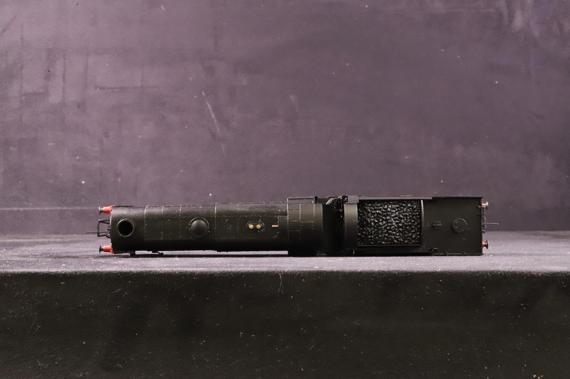 Hornby OO R2355 Class Q1 '33037' BR Black E/C