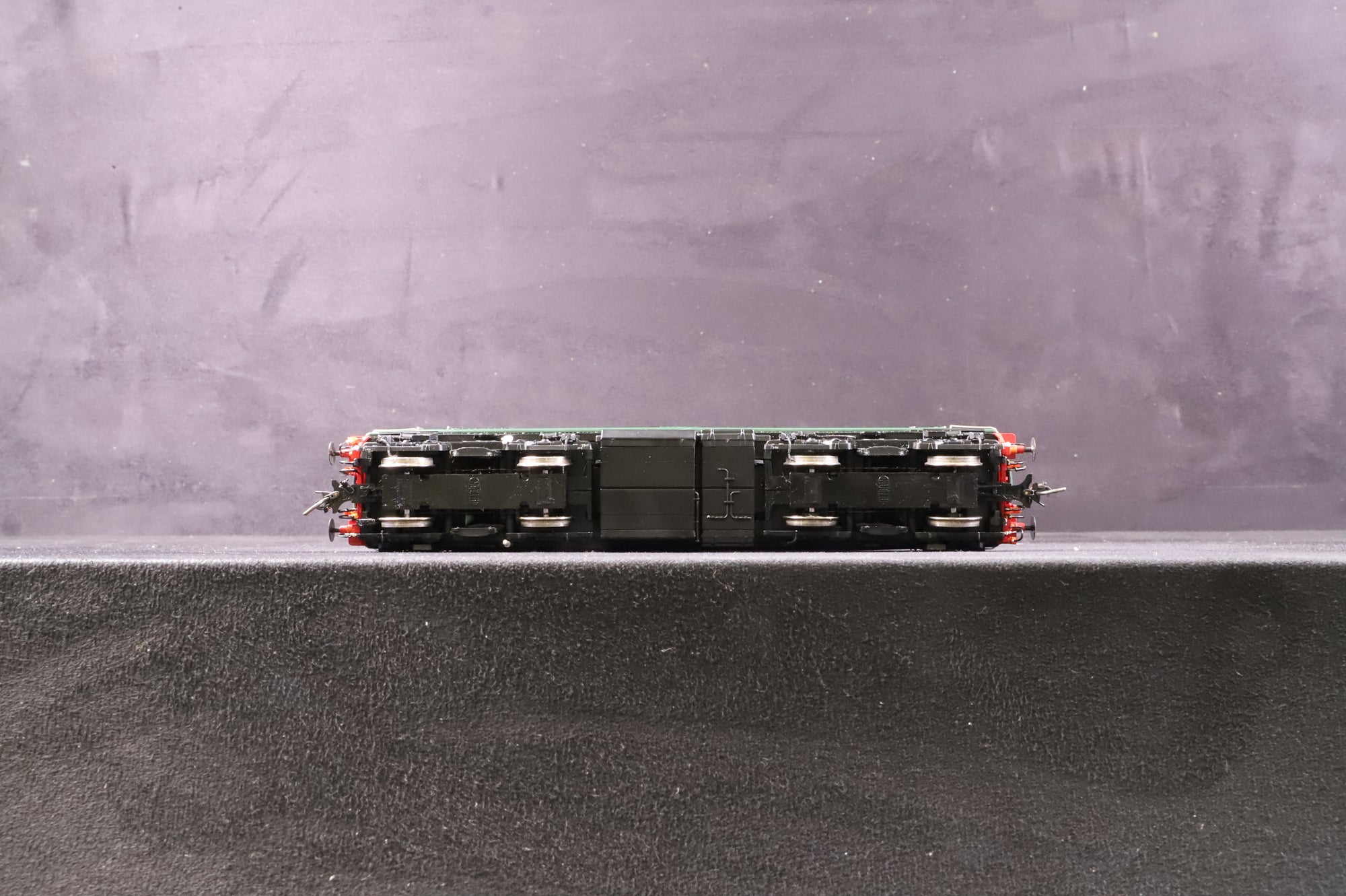 Heljan OO 34101 Class 33 D6507 in BR Green