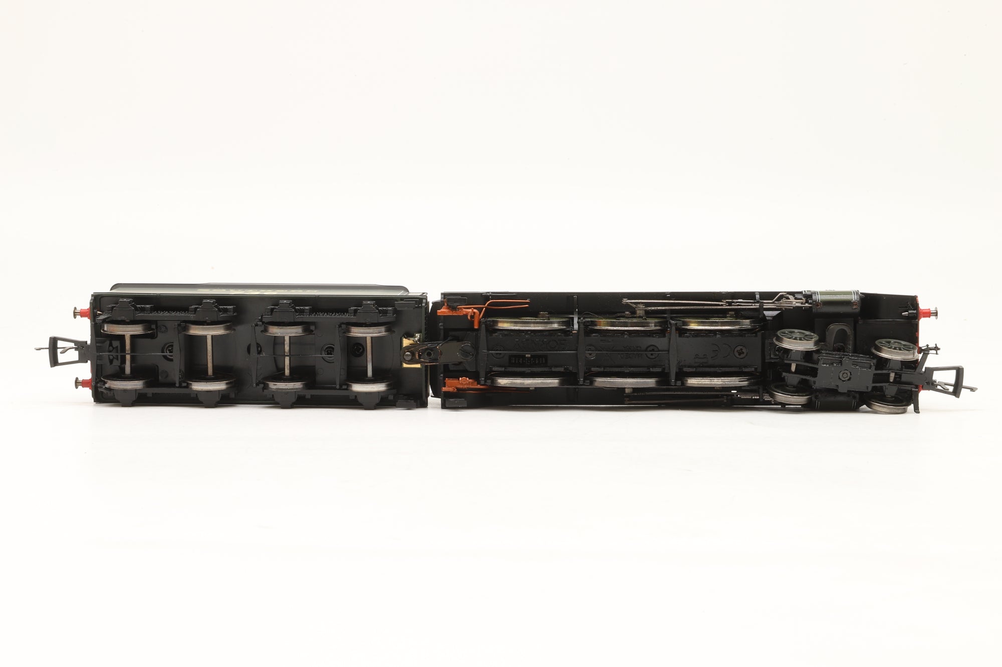 Hornby OO R2580 SR 4-6-0 Class N15 '736 Excalibur'