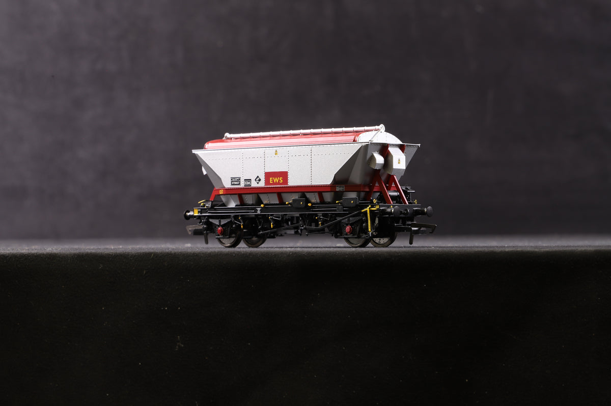 Accurascale OO Rake of 6 EWS CDA Wagons