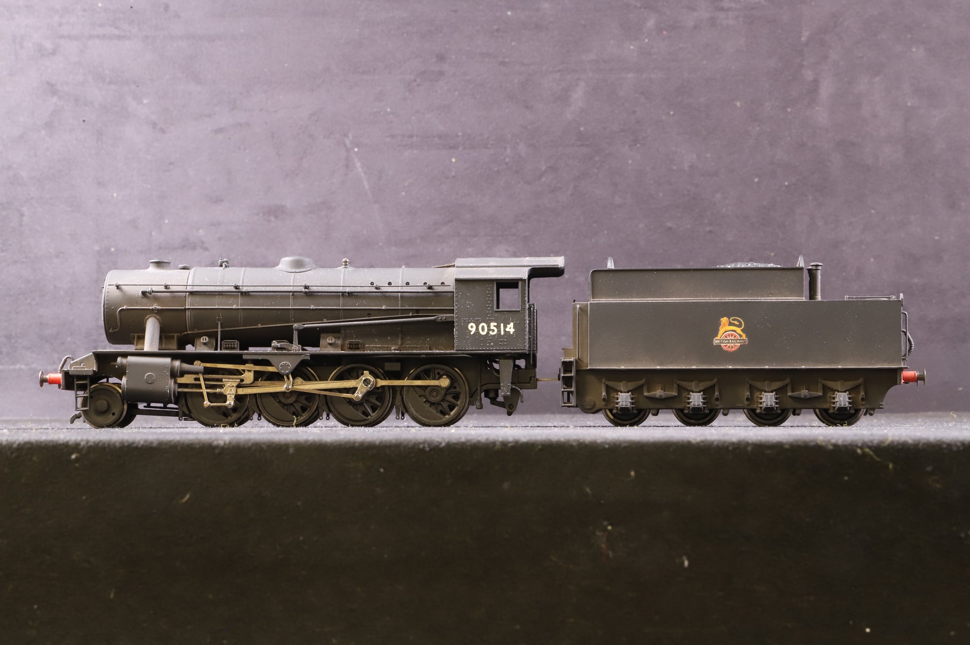 Bachmann WORKSHOP OO 32-255 07/WD 2-8-0 Austerity Renumbered '90514' Weathered