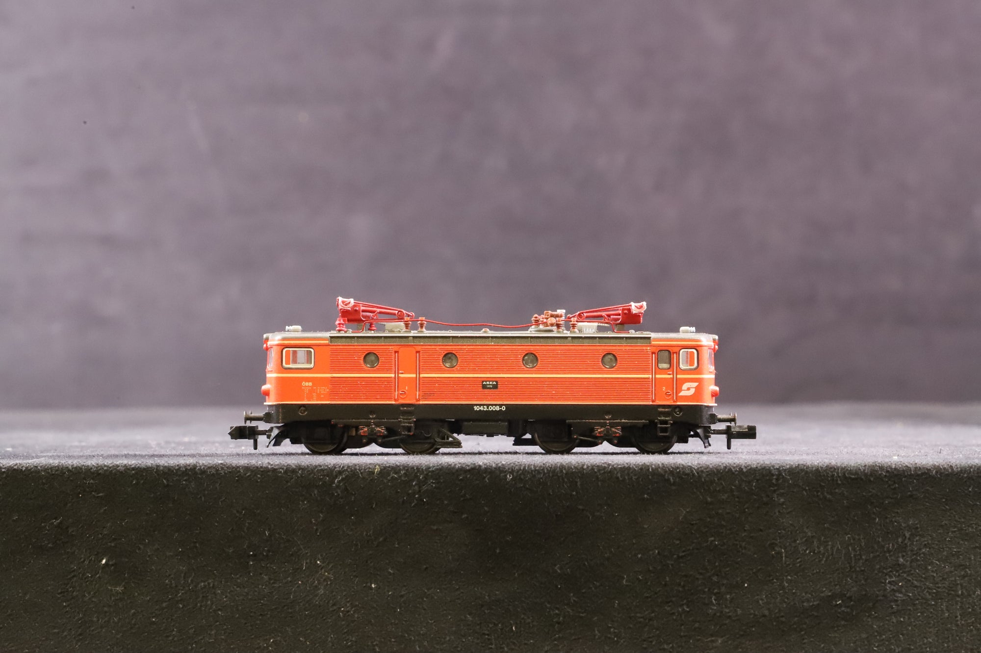 Fleischmann N 7367 Class 1043 OBB Red DCC Fitted