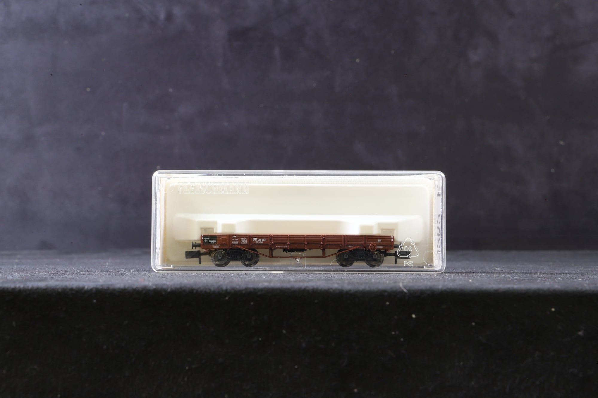 Fleischmann N 8262 Rake of 8 DB Low Sided Wagons