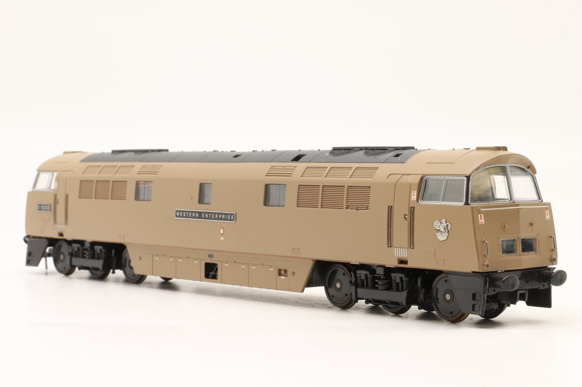 Heljan OO 5204 Class 52 Western Diesel 'D1000' 'Western Enterprise' Desert Sand DCC Sound
