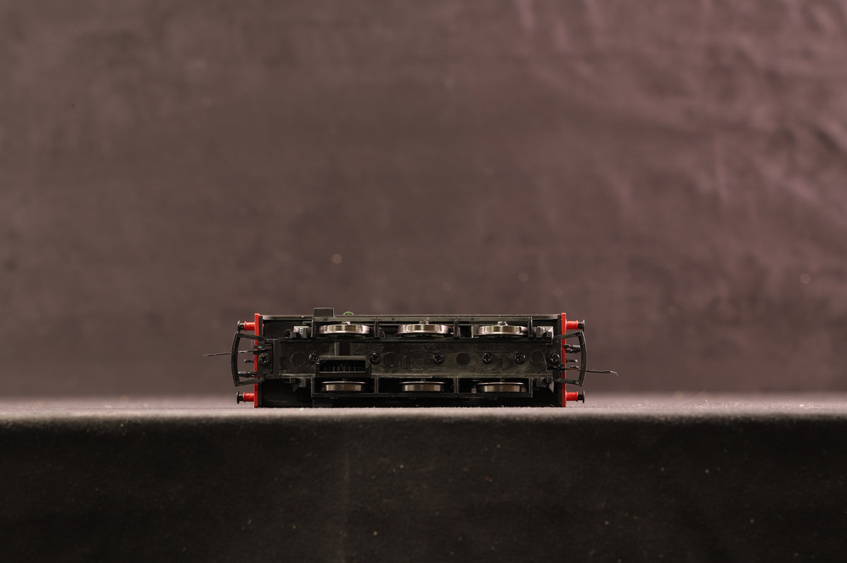 Hornby OO R3248 0-6-0 K&amp;ESR Terrier Locomotive Sutton