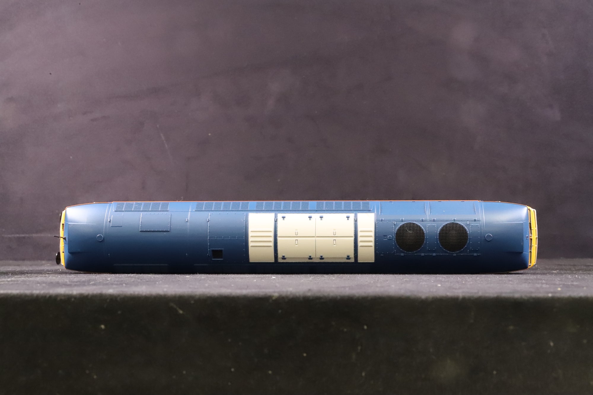 Heljan OO 4661 Class 47 47145 'Merddin Emrys' in Tinsley Blue w/ Railfreight Distribution Branding