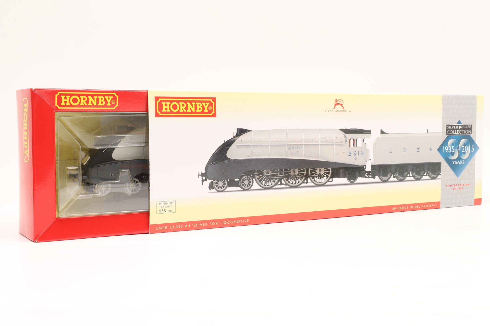Hornby OO R3309 The Silver Jubilees Class A4 '2512' 'Silver Fox' LNER Grey
