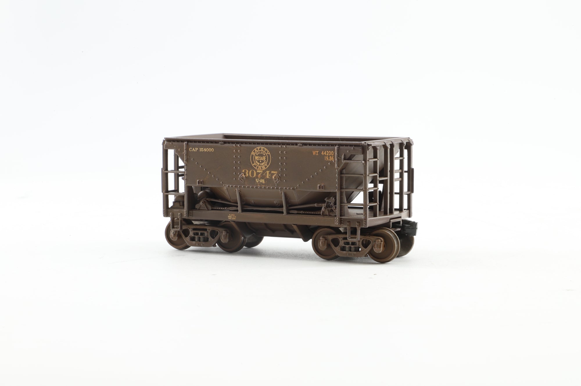 Walthers HO 910-58014 6-Pack of 24' Minnesota Ore Cars in DMIR Brown - Pro-Customised/Weathered