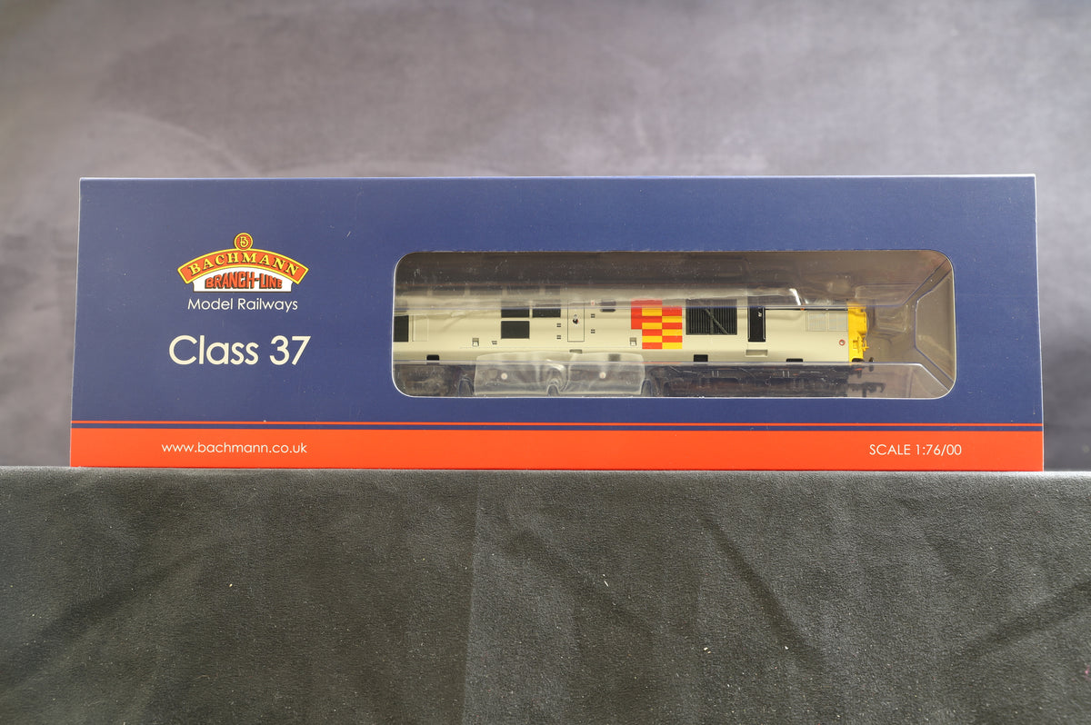 Bachmann OO 32-775NF Class 37/0 &#39;37104&#39; BR Railfreight General Grey, Regional Excl. Model