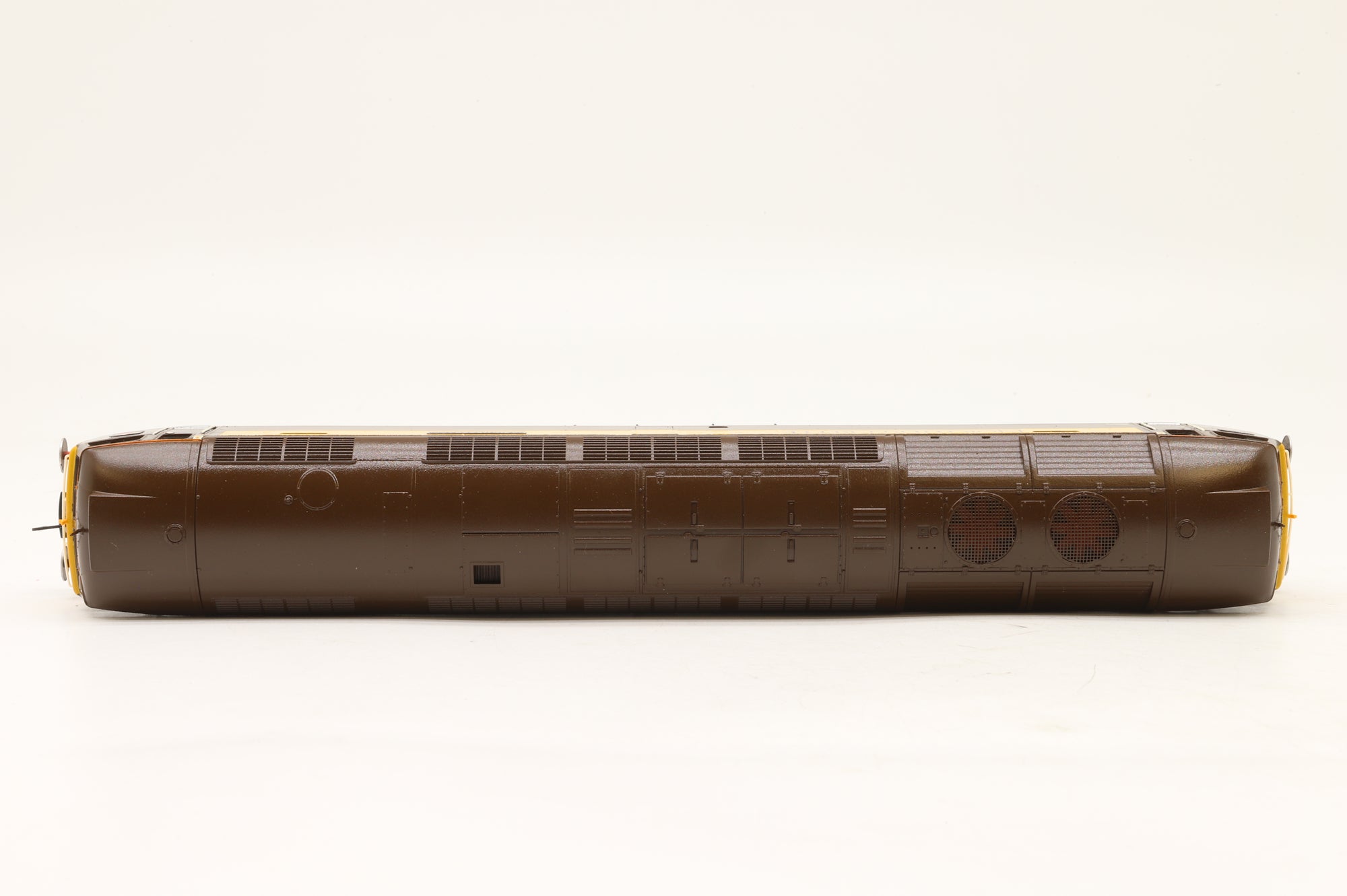 Bachmann OO Class 47 '47832' Northern Belle Resprayed By Olivia's Trains