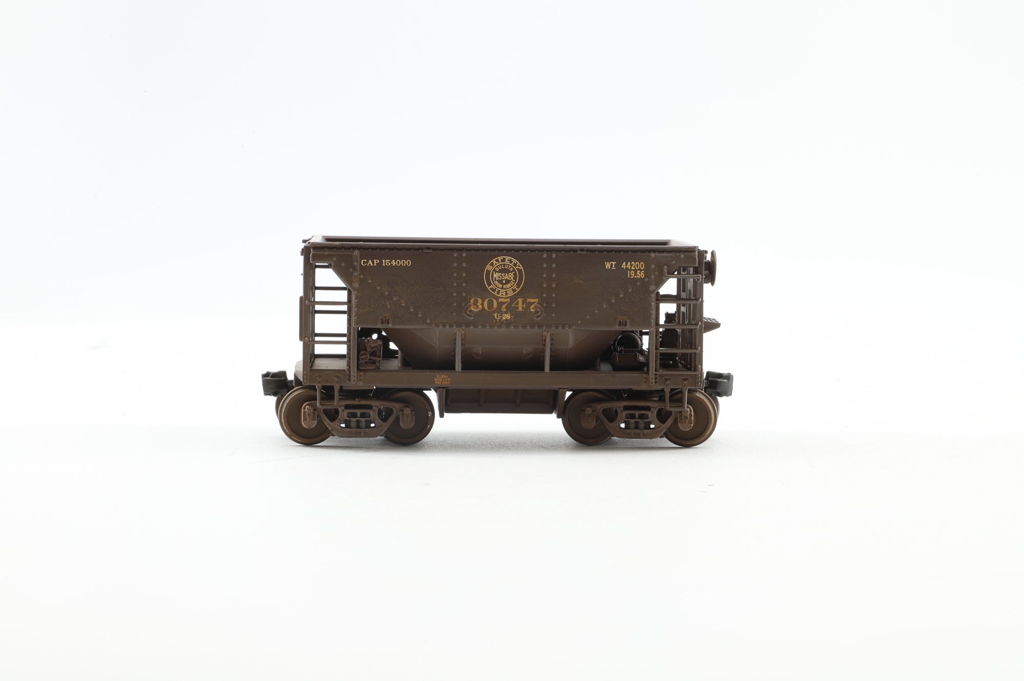 Walthers HO 910-58014 6-Pack of 24' Minnesota Ore Cars in DMIR Brown - Pro-Customised/Weathered