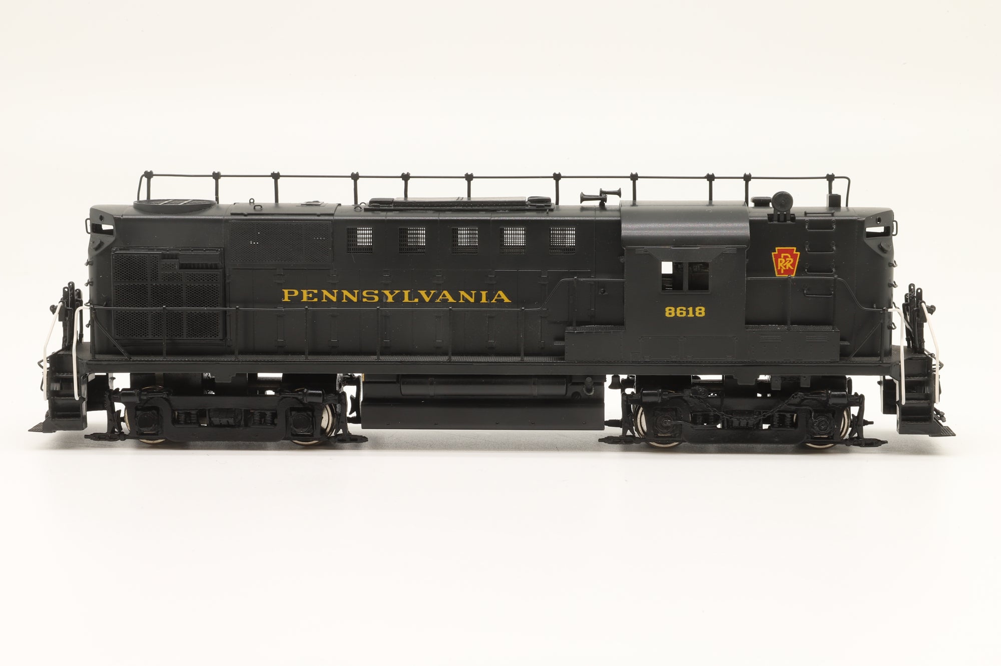 Key Imports/Samhongsa HO Brass Alco RS-11 (DL-701) w/ High Hood #8618 in PRR Black