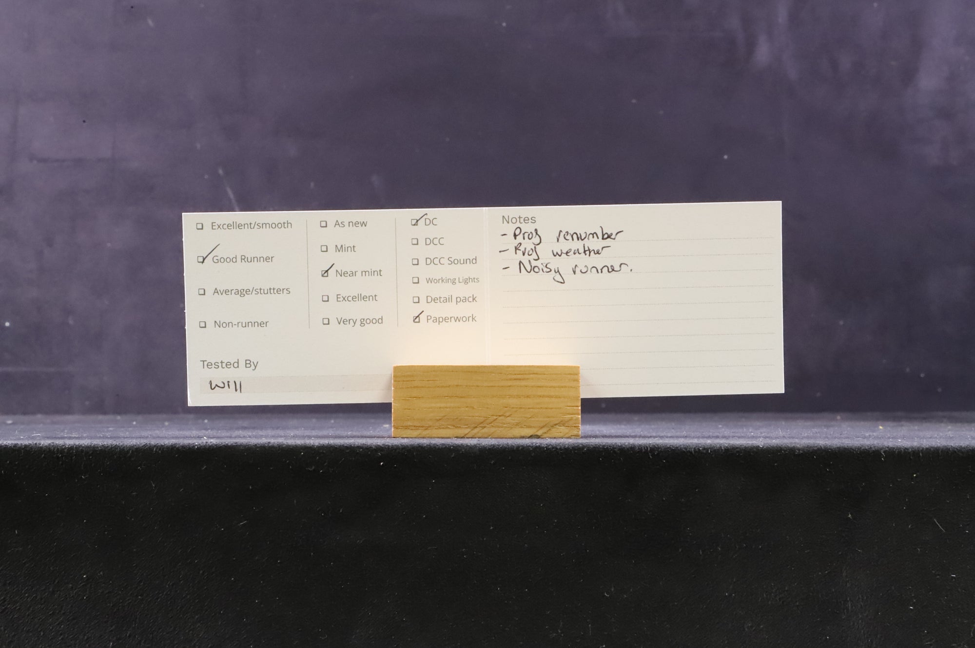 Bachmann OO 31-003A Robinson Class 04 63680 in BR Black w/ Early Crests - Weathered