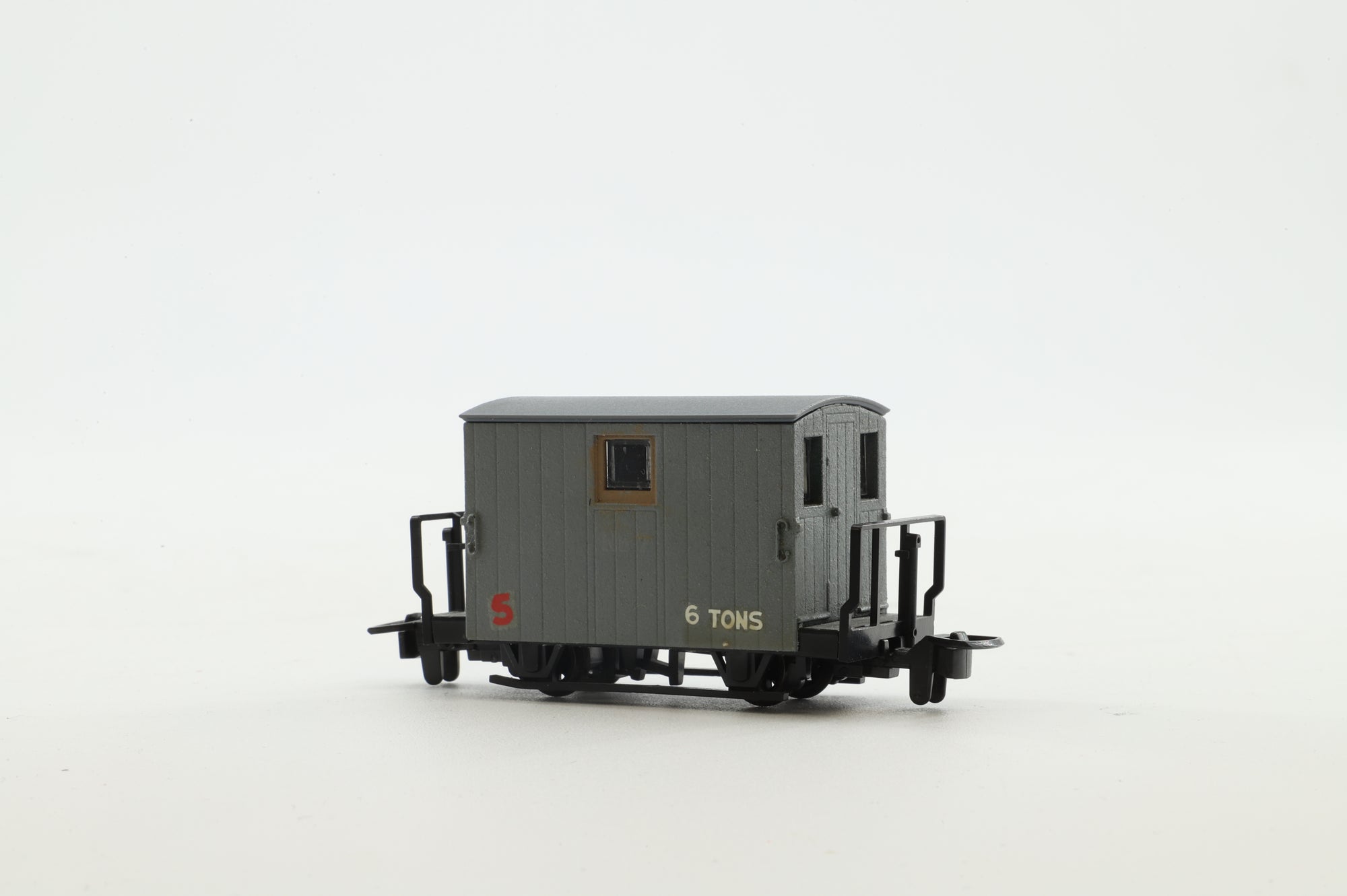 Peco 009 GR-580A Ffestiniog Railway 4 Wheel Brake Van 2 Balcony '5'