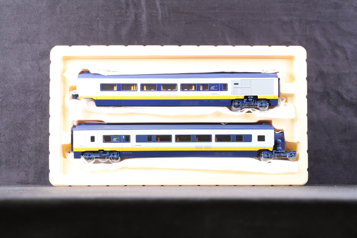 Hornby OO R4013C Eurostar Divisible Centre Saloons