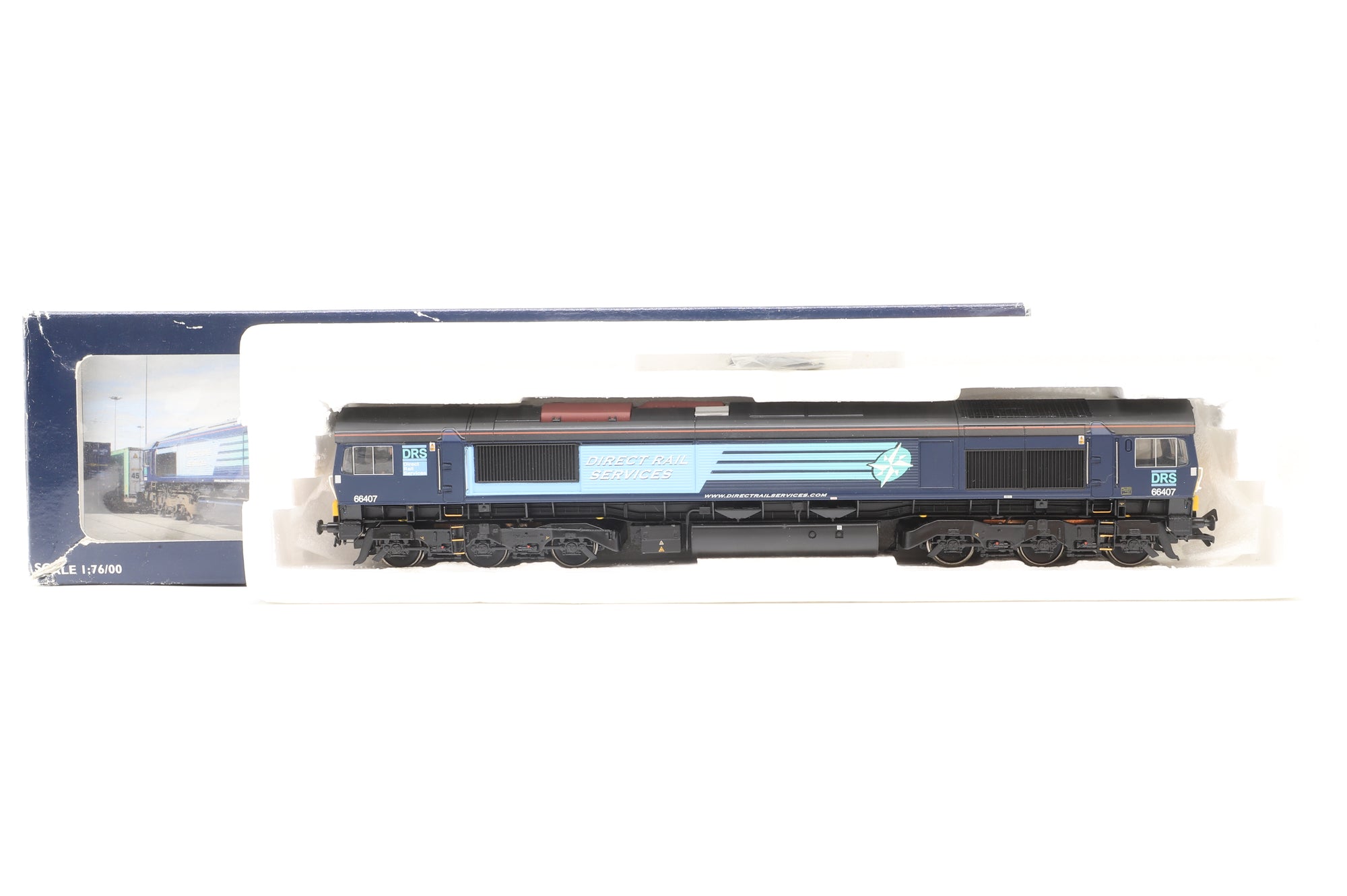 Bachmann OO 32-731 Class 66 Diesel '66407' Direct Rail Services