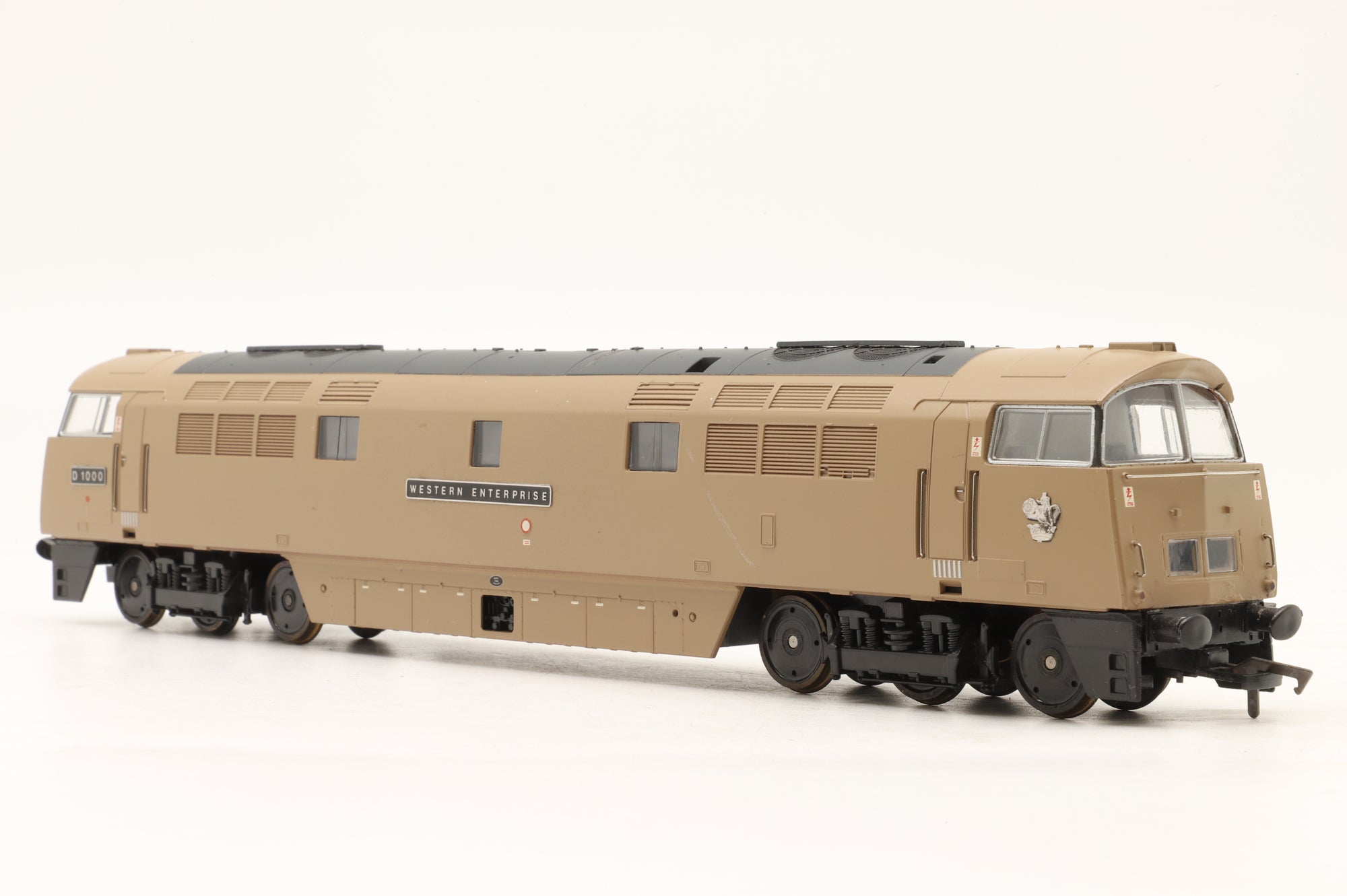 Heljan OO 5204 Class 52 Western Diesel 'D1000' 'Western Enterprise' Desert Sand DCC Sound