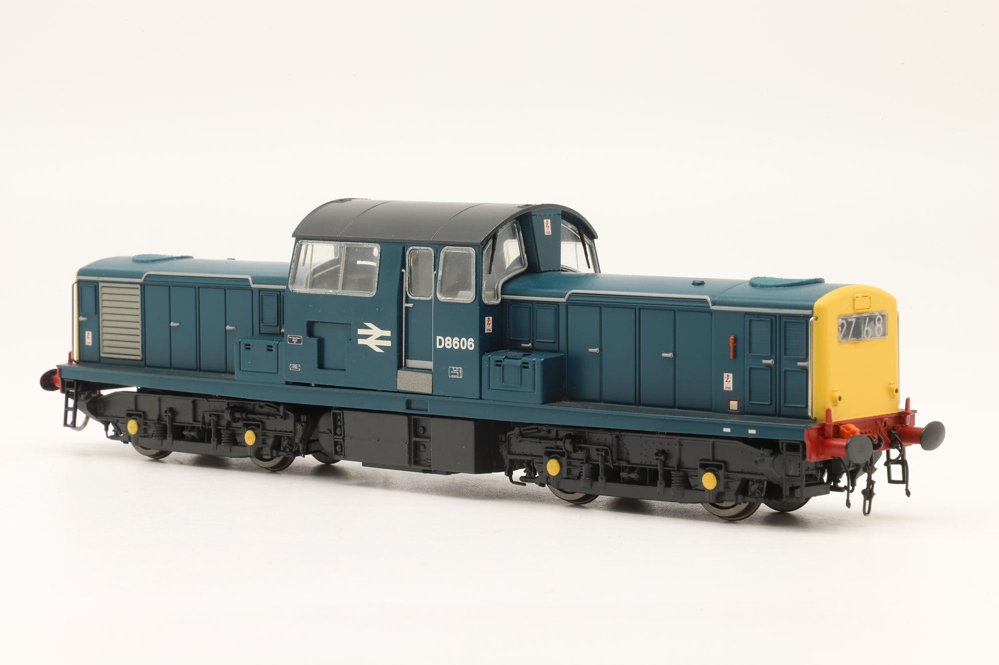 Heljan OO 17101 Class 17/Clayton 'D8606' BR Blue with Full Yellow Ends, DCC Sound
