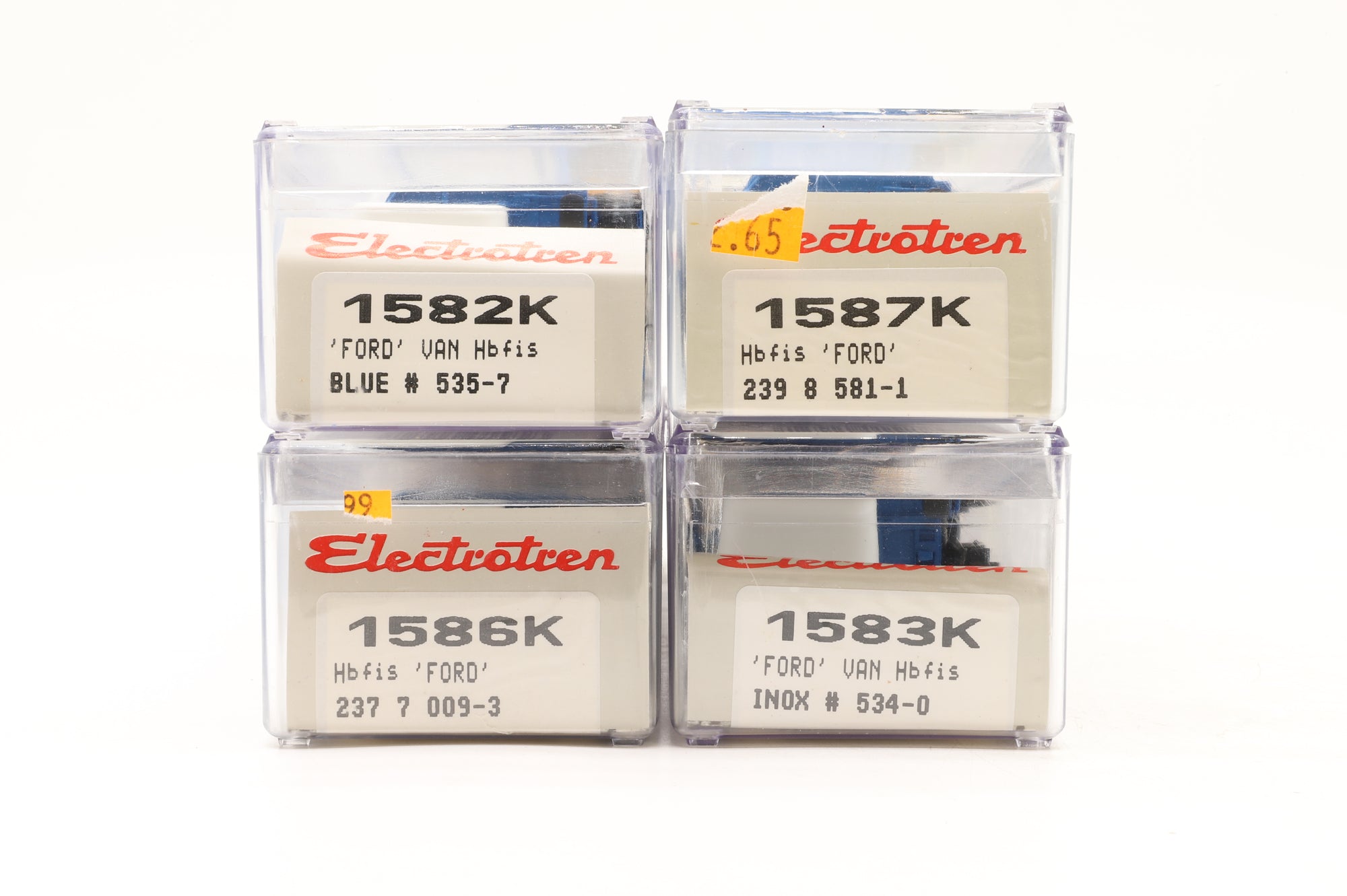 Electrotren HO 1582/3/6/7K Rake of 4x Ford Vans