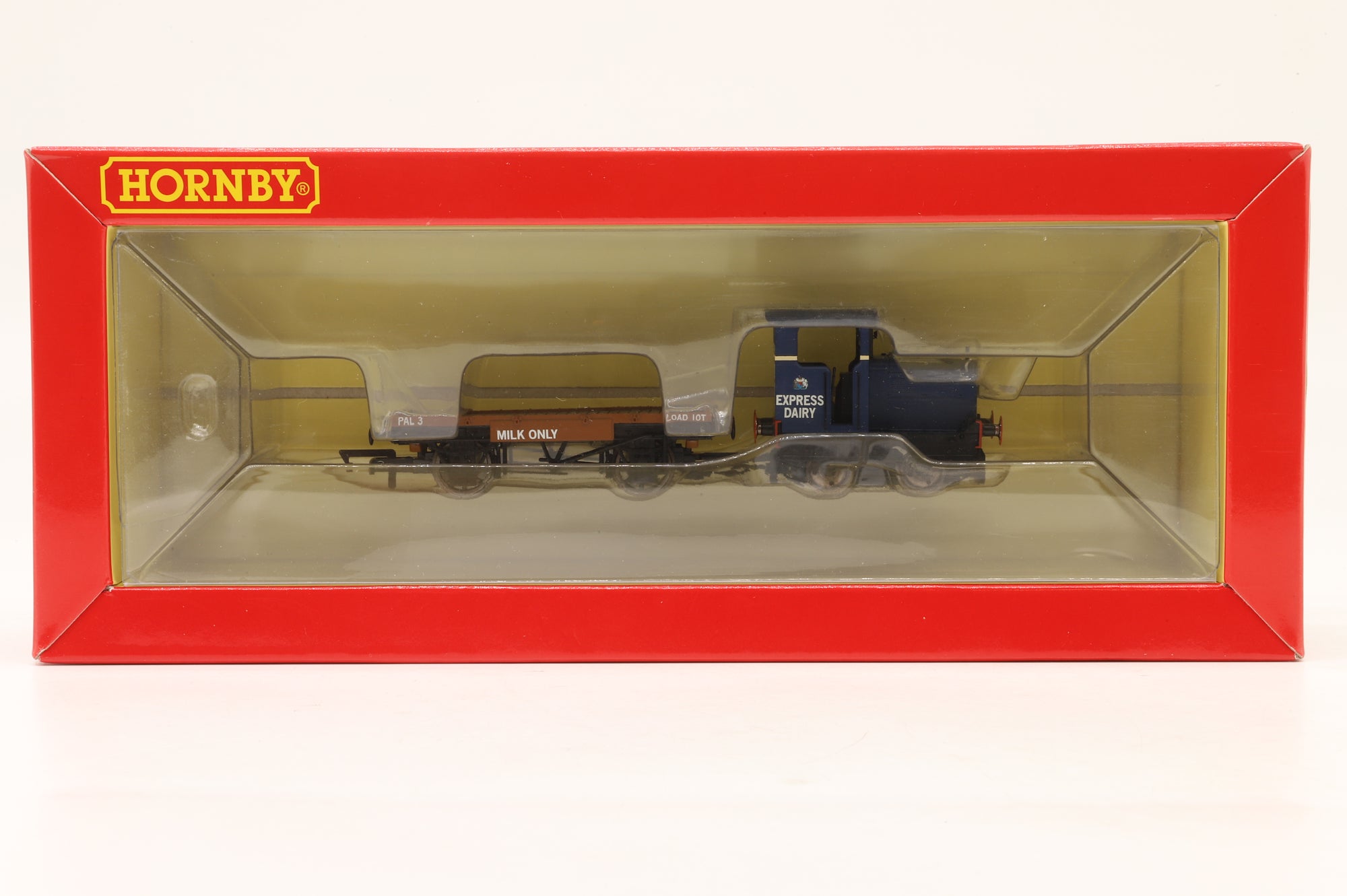 Hornby OO R3943 Express Dairy C Ltd Ruston & Hornsby 48DS 0-4-0 & Flatbed Wagon DCC Fitted