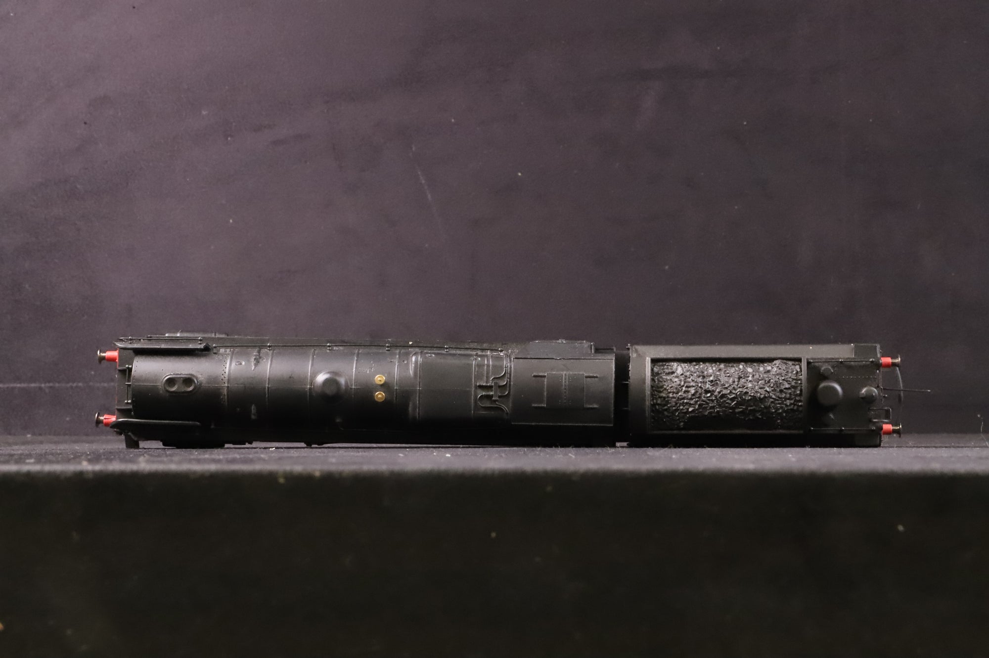 Hornby Railroad OO R2880 Class 9f '92221' BR Black L/C