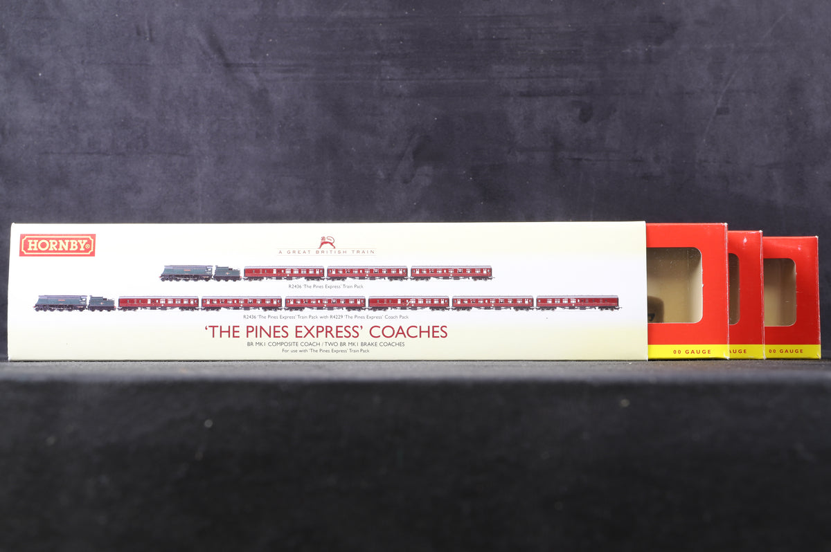 Hornby OO R4229 &#39;The Pines Express&#39; Coach Pack