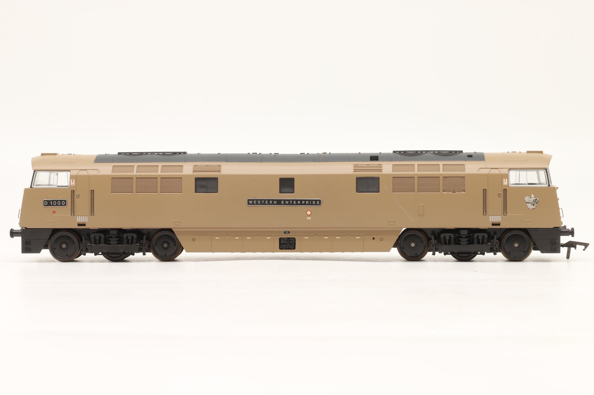 Heljan OO 5204 Class 52 Western Diesel 'D1000' 'Western Enterprise' Desert Sand DCC Sound