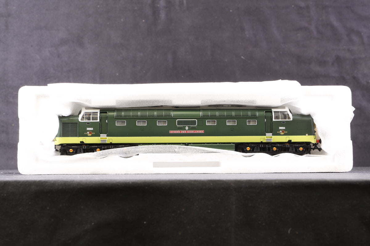 Bachmann OO 32-525 Cl.55 Deltic &#39;D9004&#39; &#39;Queens Own Highlander&#39; BR Green