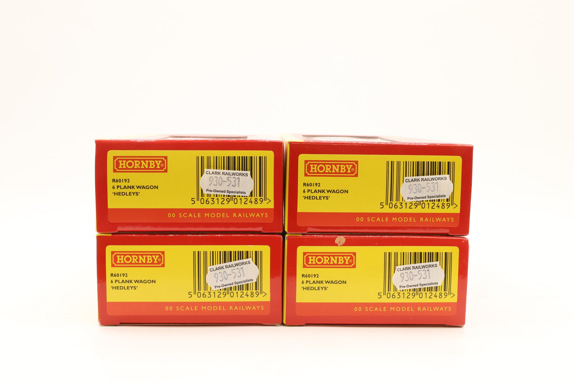Hornby OO R60192 x4 Rake of 4 'Hedleys' 6-Plank Wagons