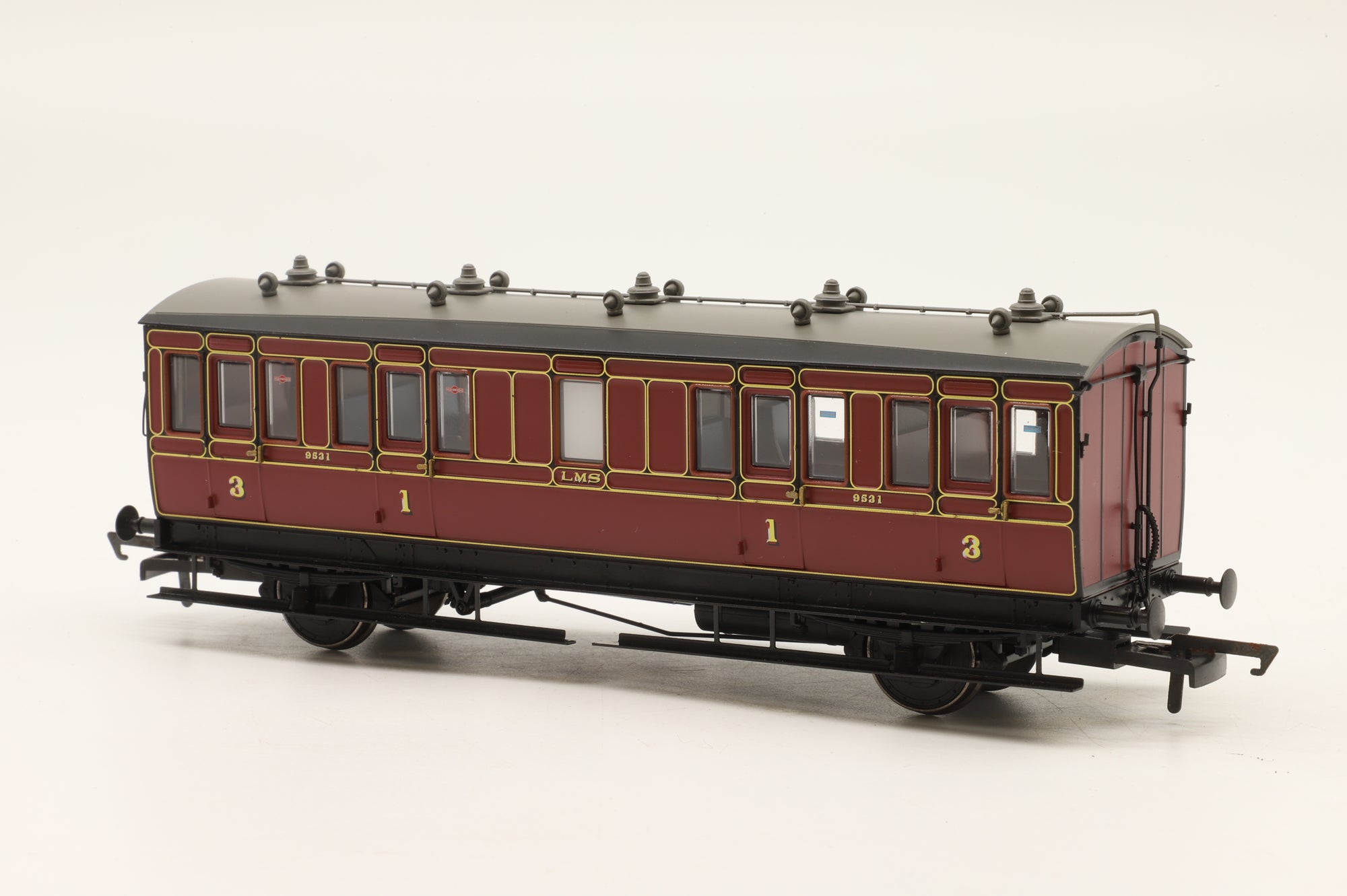 Hattons OO H4-4X6CL-501L 4 Wheel (Ex 6 wheel) Composite Lavatory 1st/3rd Coach LMS Crimson Lake