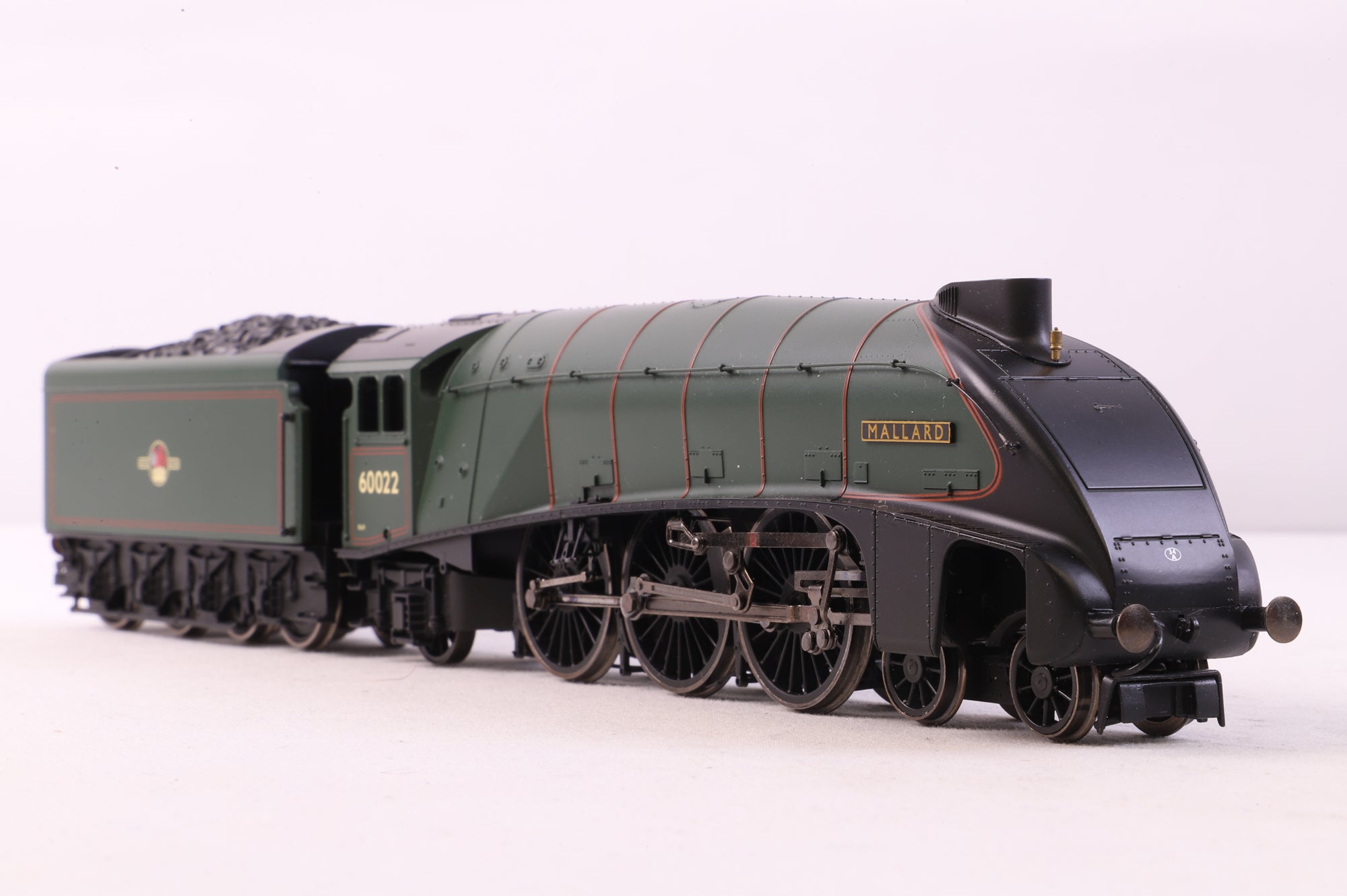 Hornby OO R2784X A4 'Mallard' '60022', DCC Fitted